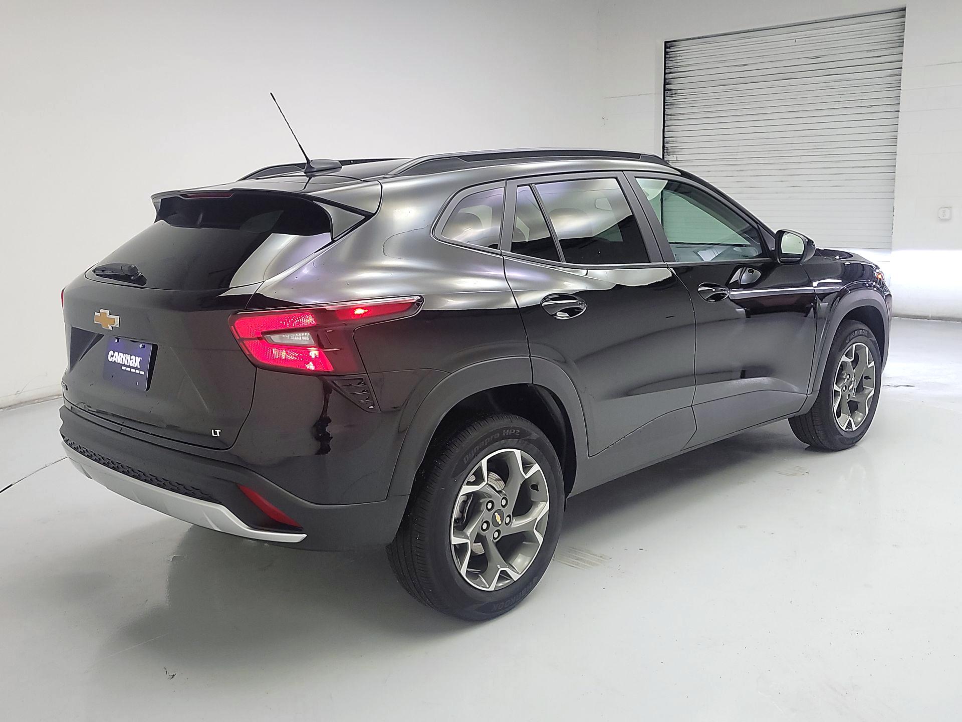 Thumbnail: 2025 Chevrolet Trax - 5