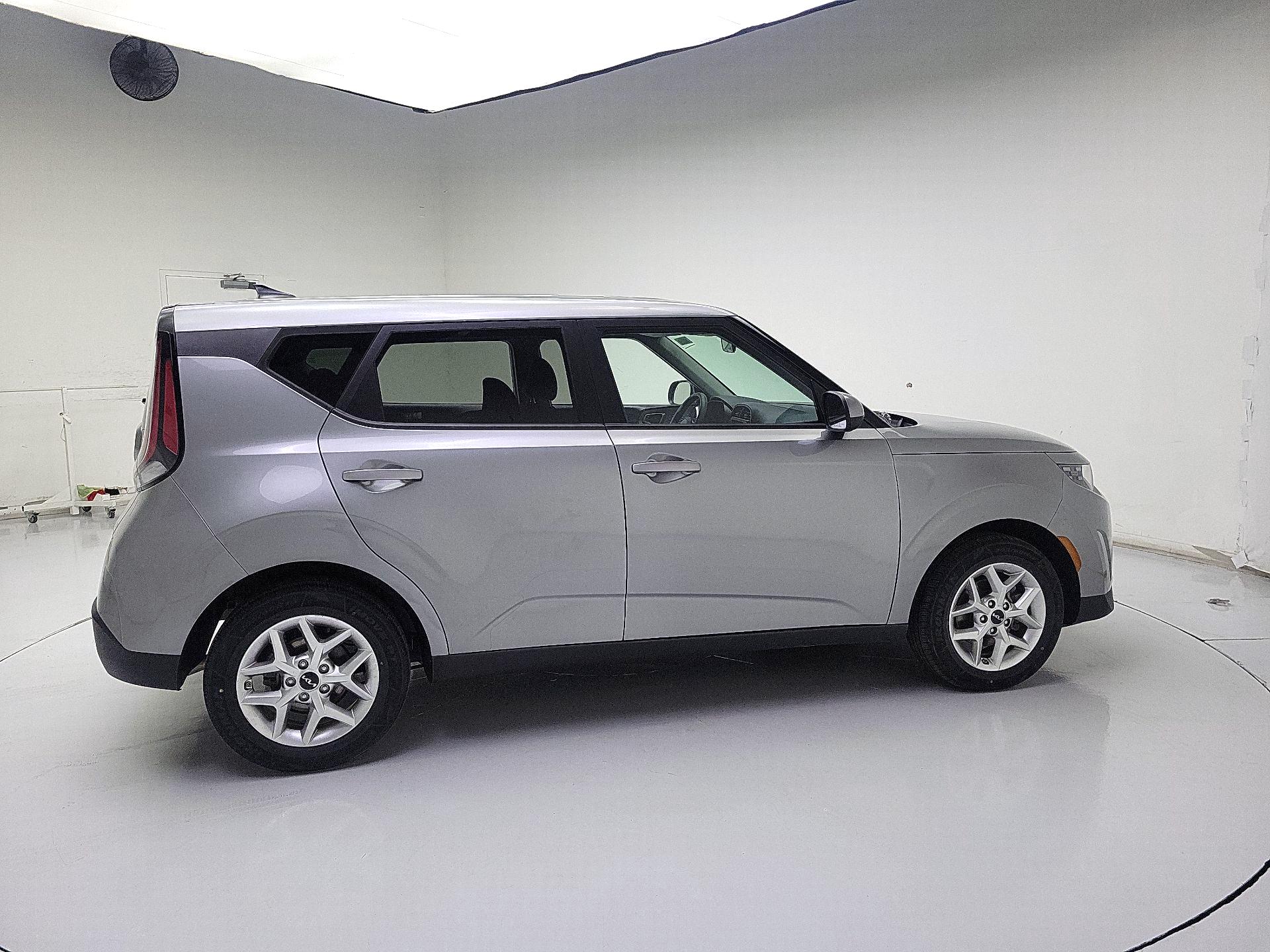 Thumbnail: 2024 Kia Soul - 4