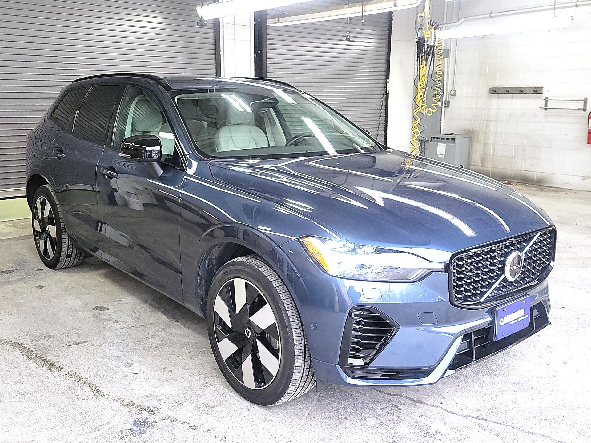 Thumbnail: 2024 Volvo XC60 - 1