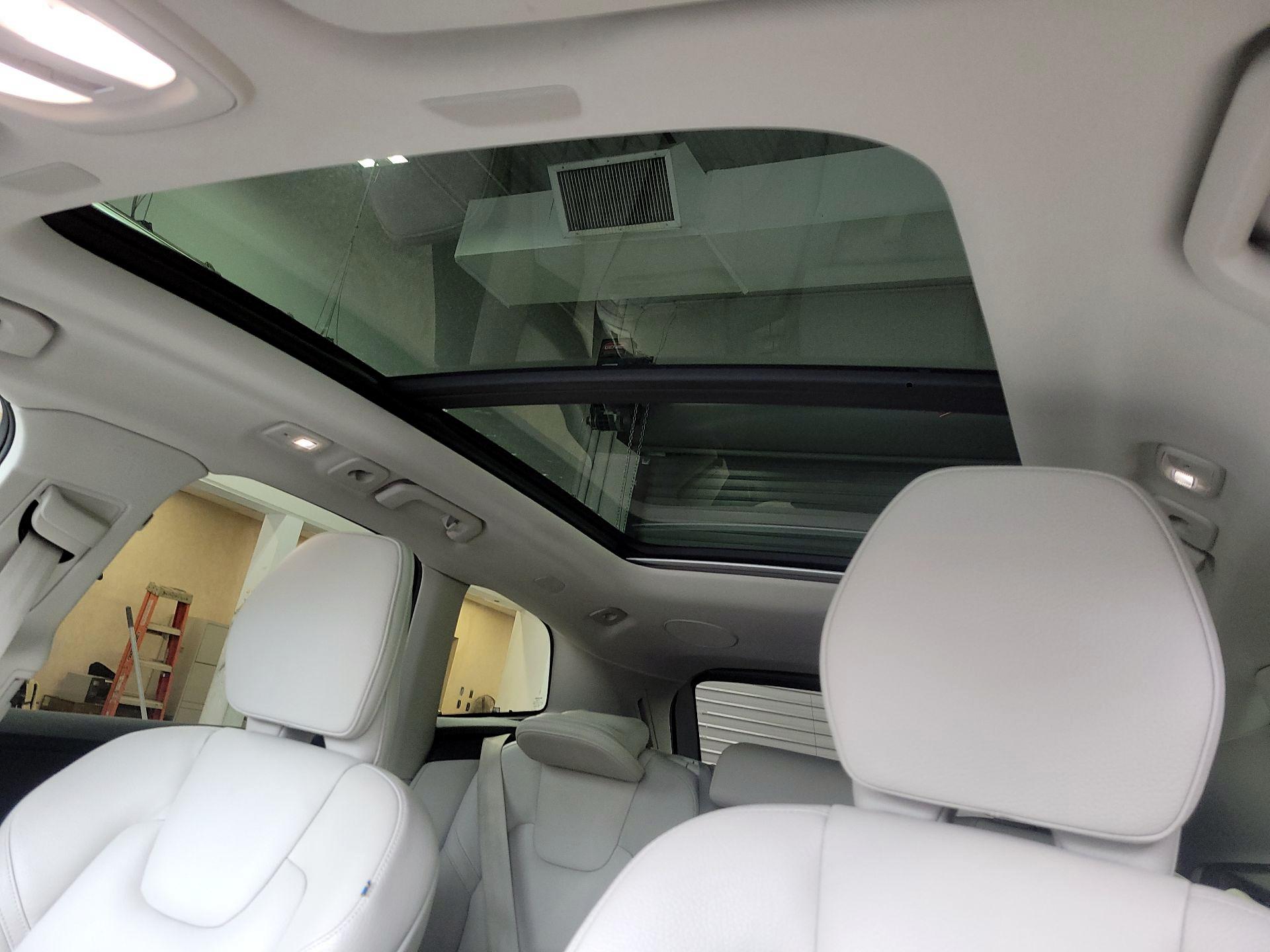 Thumbnail: 2024 Volvo XC60 - 18