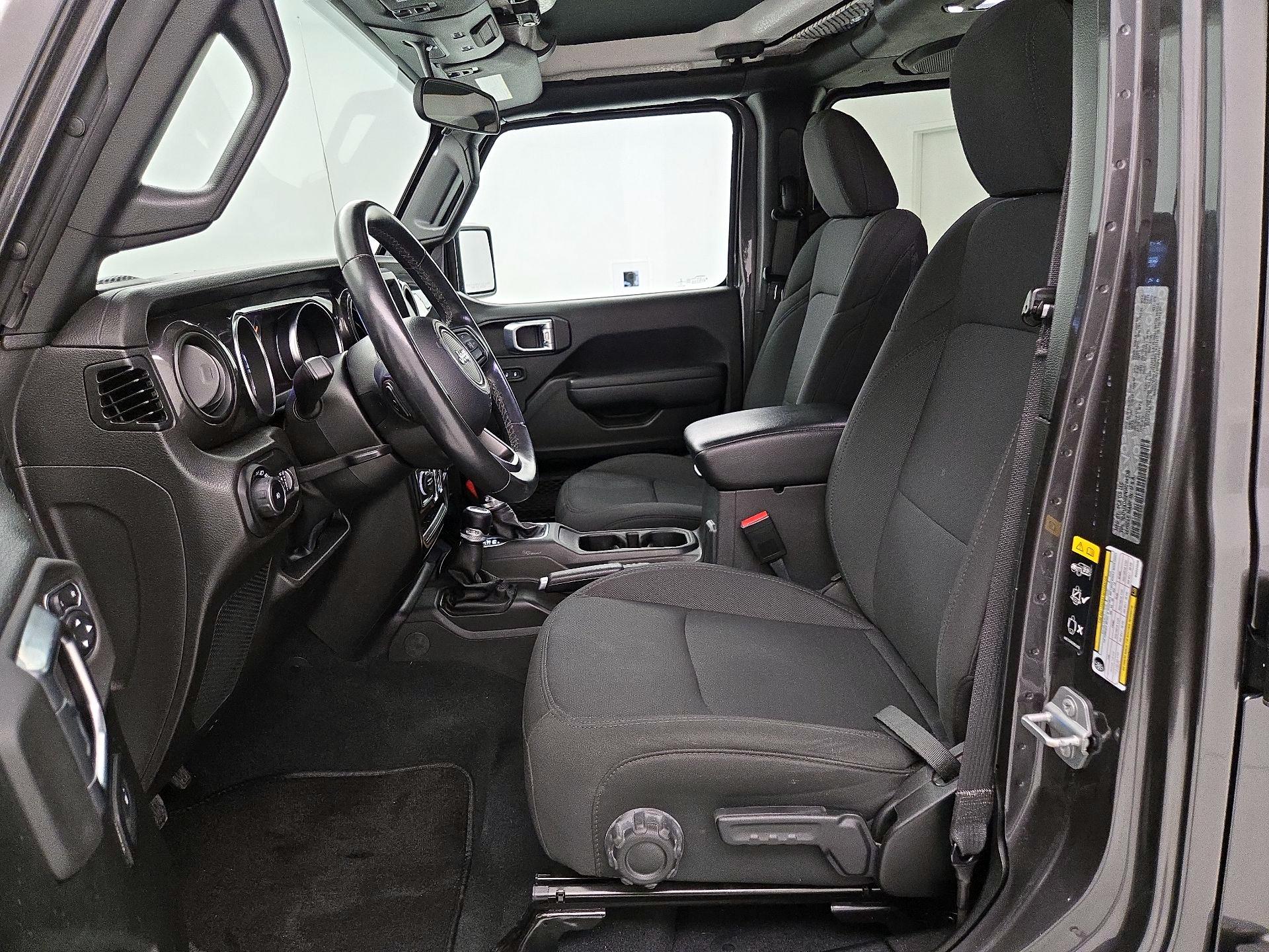 Thumbnail: 2022 Jeep Wrangler - 11