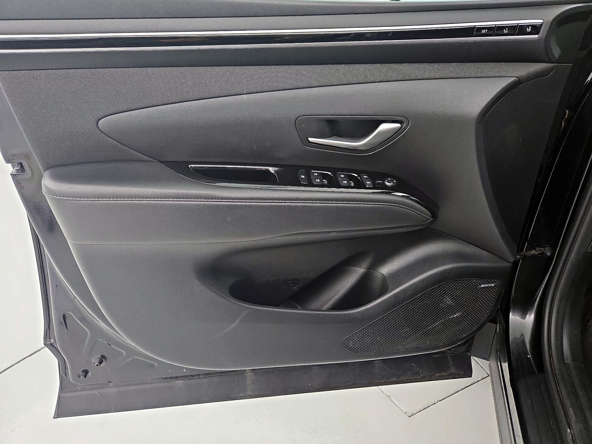 Thumbnail: 2022 Hyundai Tucson - 12