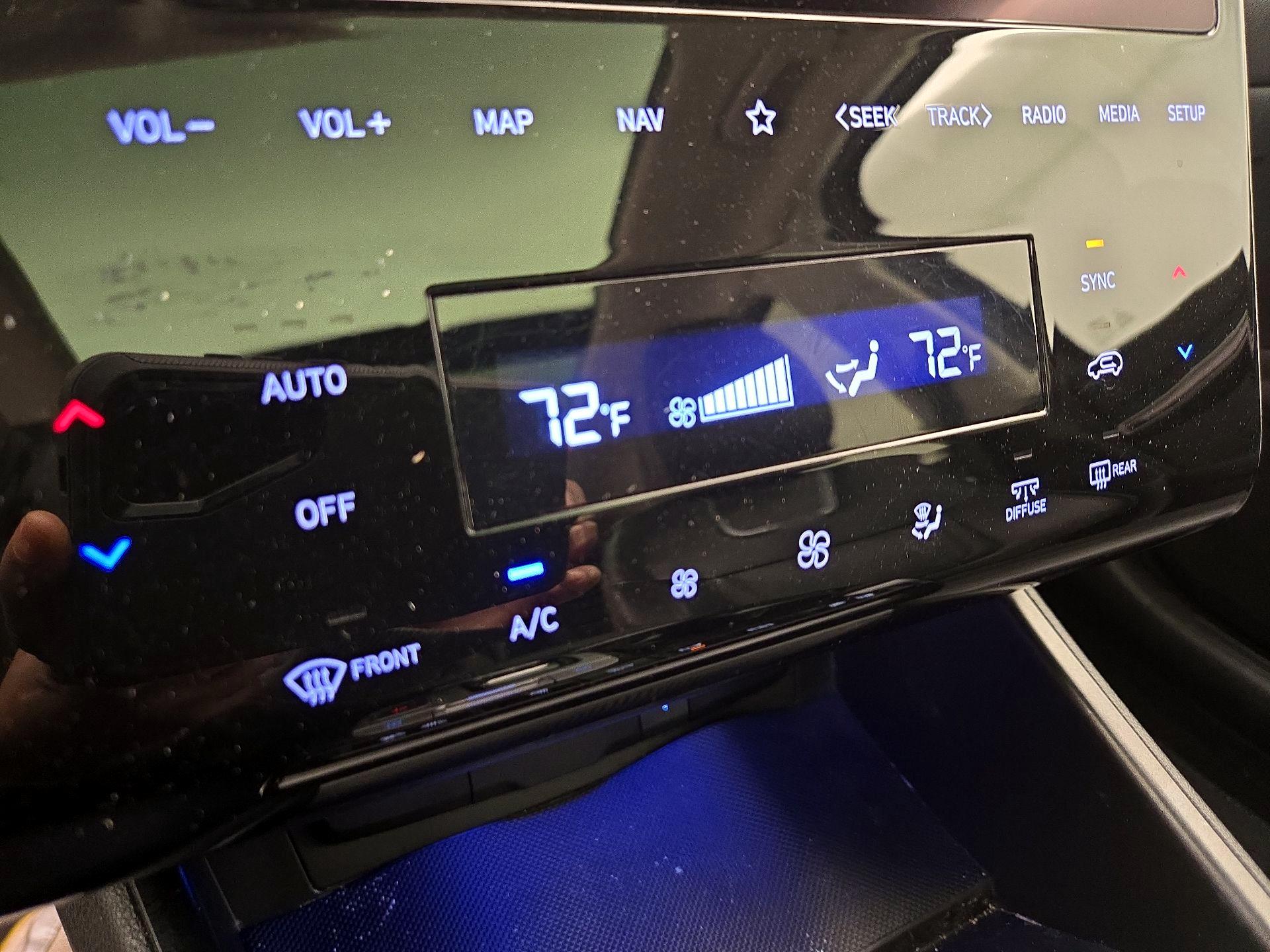 Thumbnail: 2022 Hyundai Tucson - 17