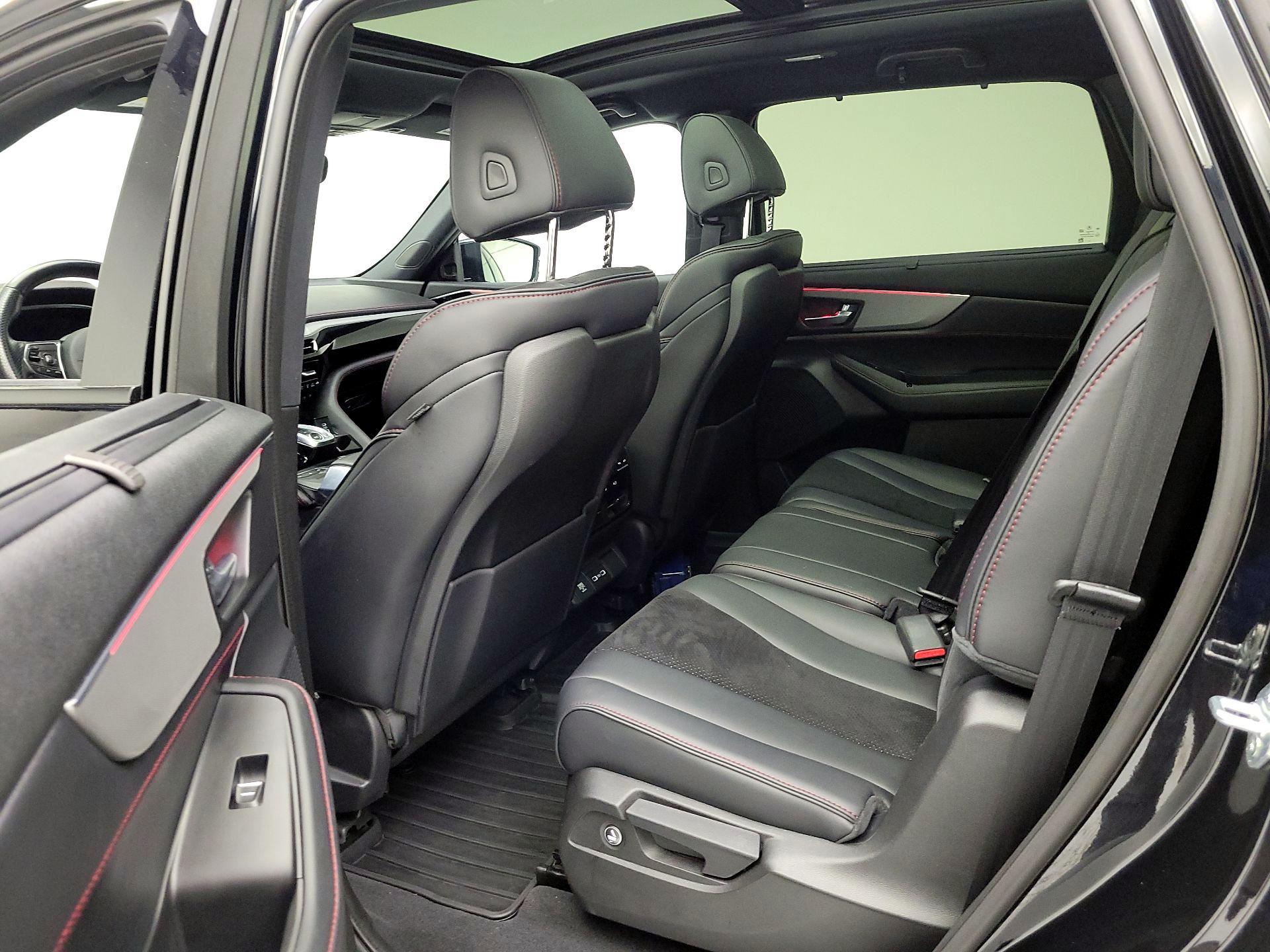 Thumbnail: 2023 Acura MDX - 17