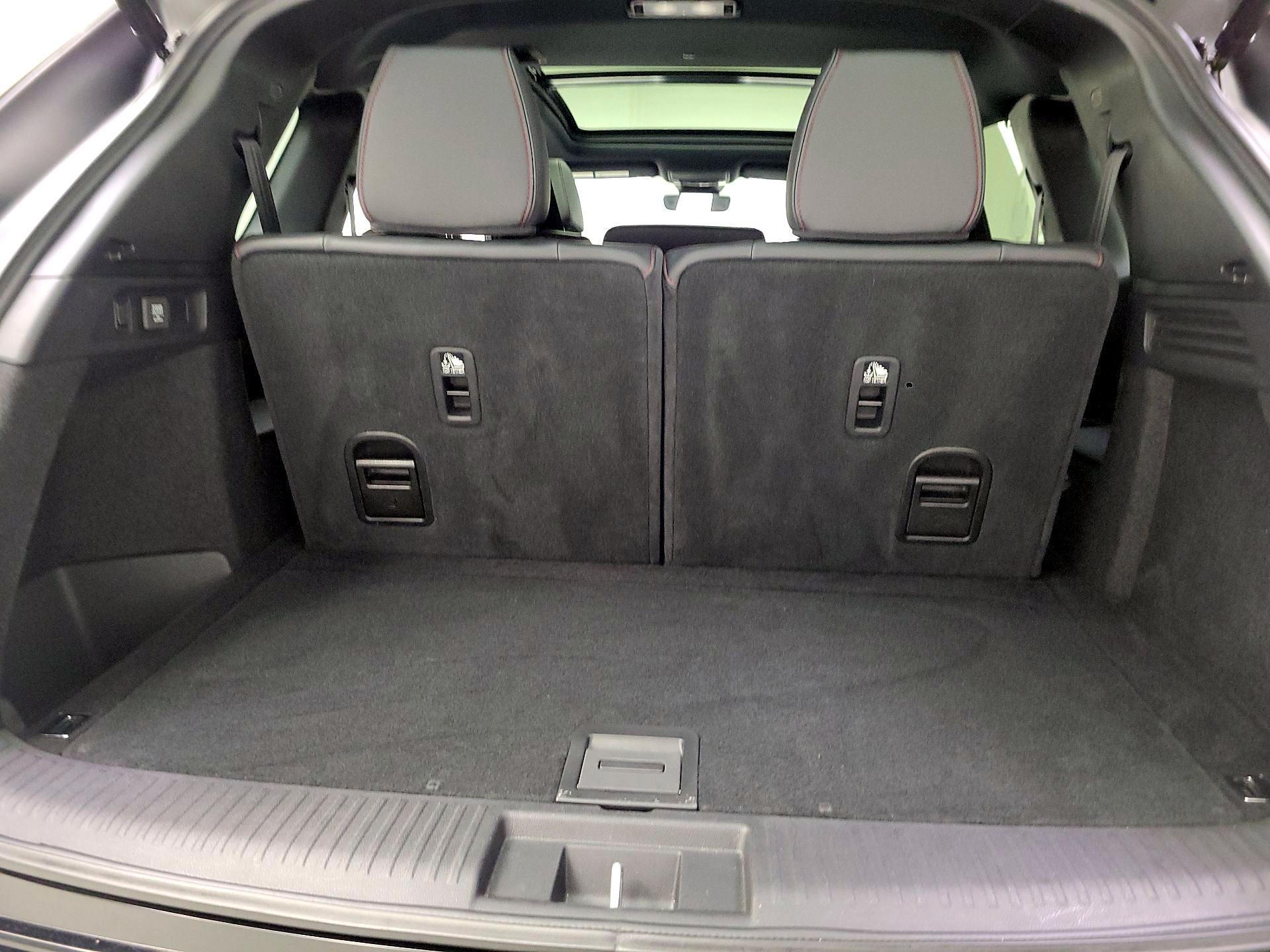 Thumbnail: 2023 Acura MDX - 18