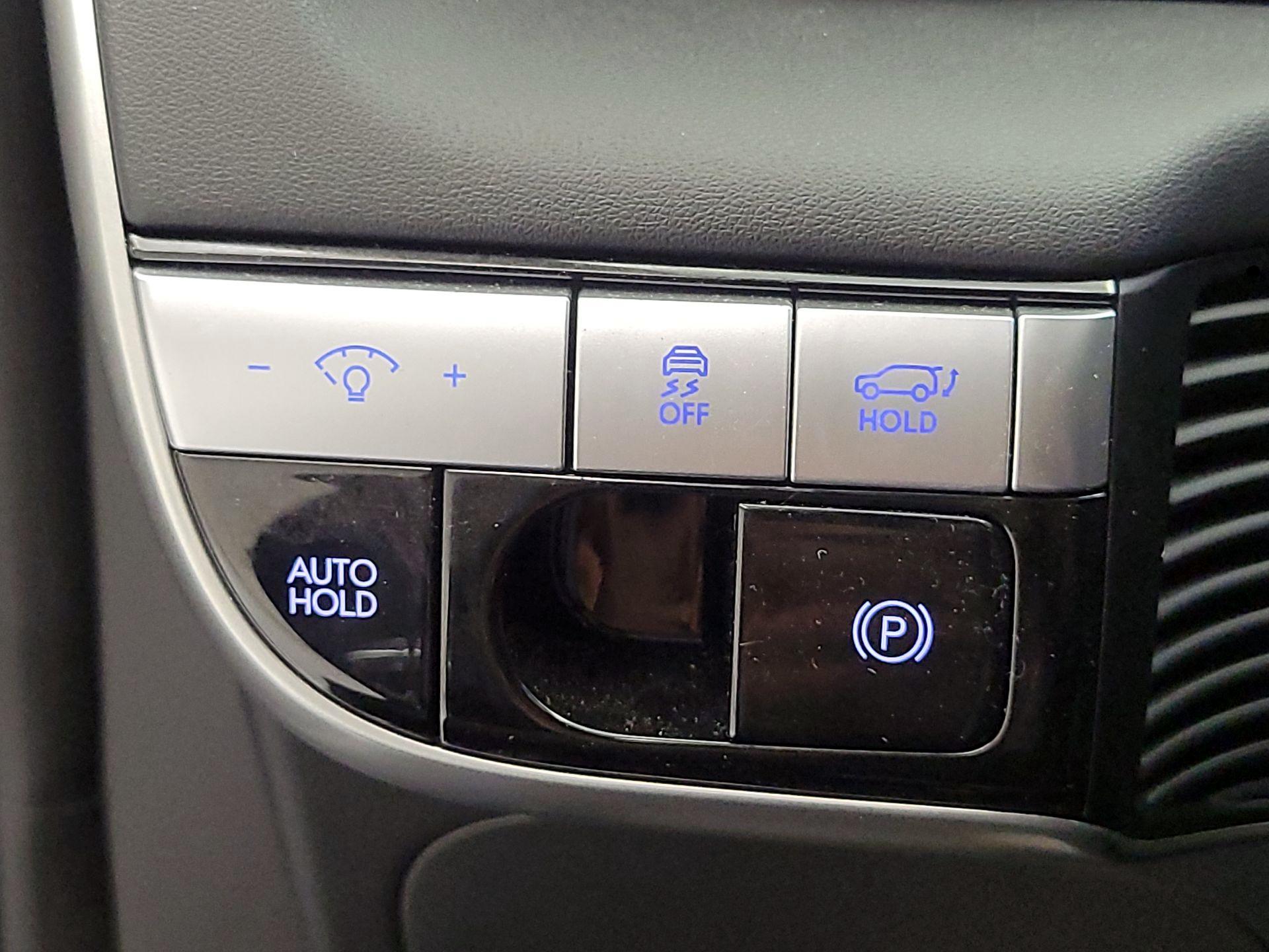 Thumbnail: 2023 Hyundai Ioniq 5 - 11