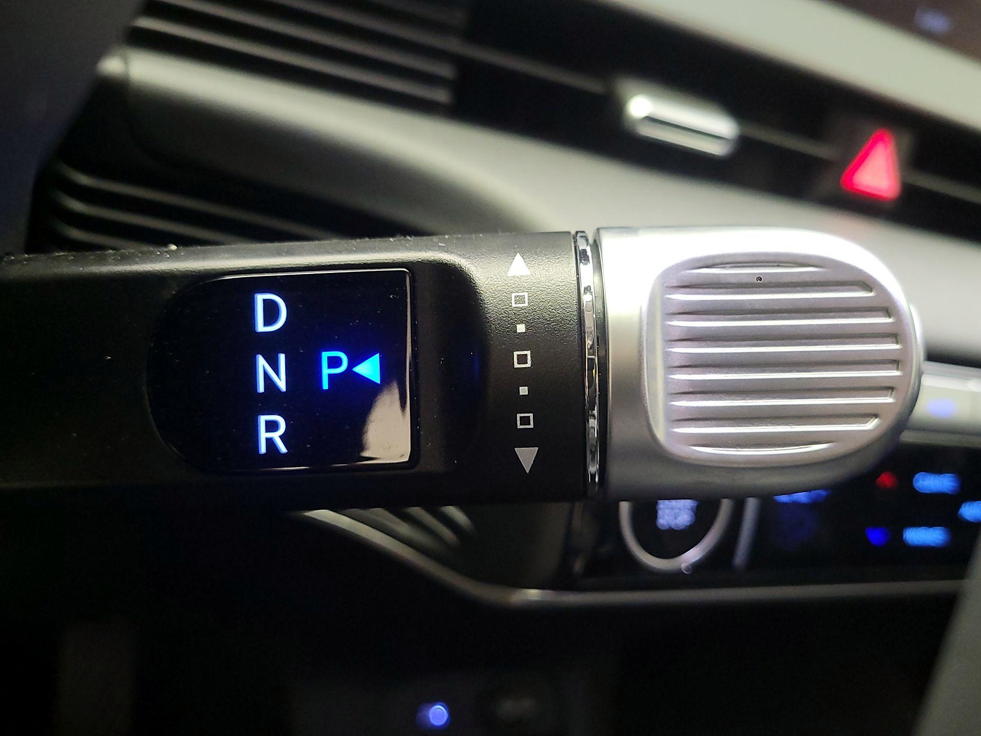 Thumbnail: 2023 Hyundai Ioniq 5 - 16