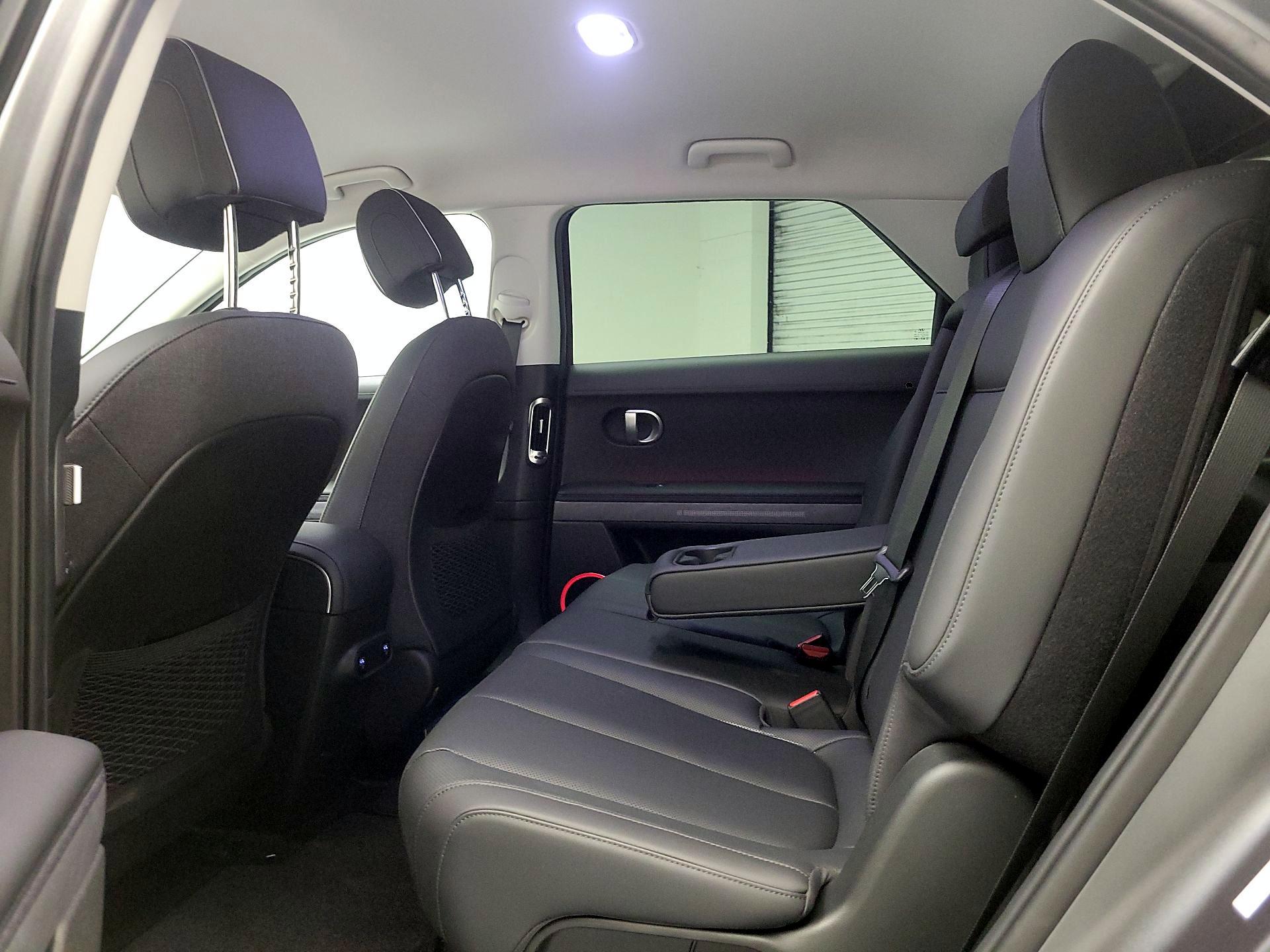 Thumbnail: 2023 Hyundai Ioniq 5 - 18