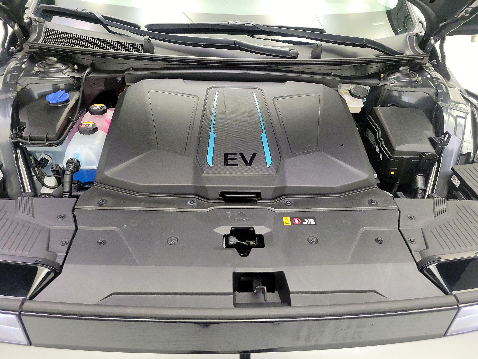 Thumbnail: 2023 Hyundai Ioniq 5 - 20