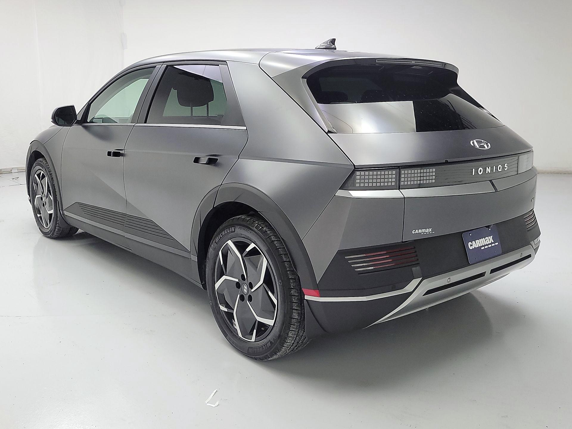 Thumbnail: 2023 Hyundai Ioniq 5 - 7