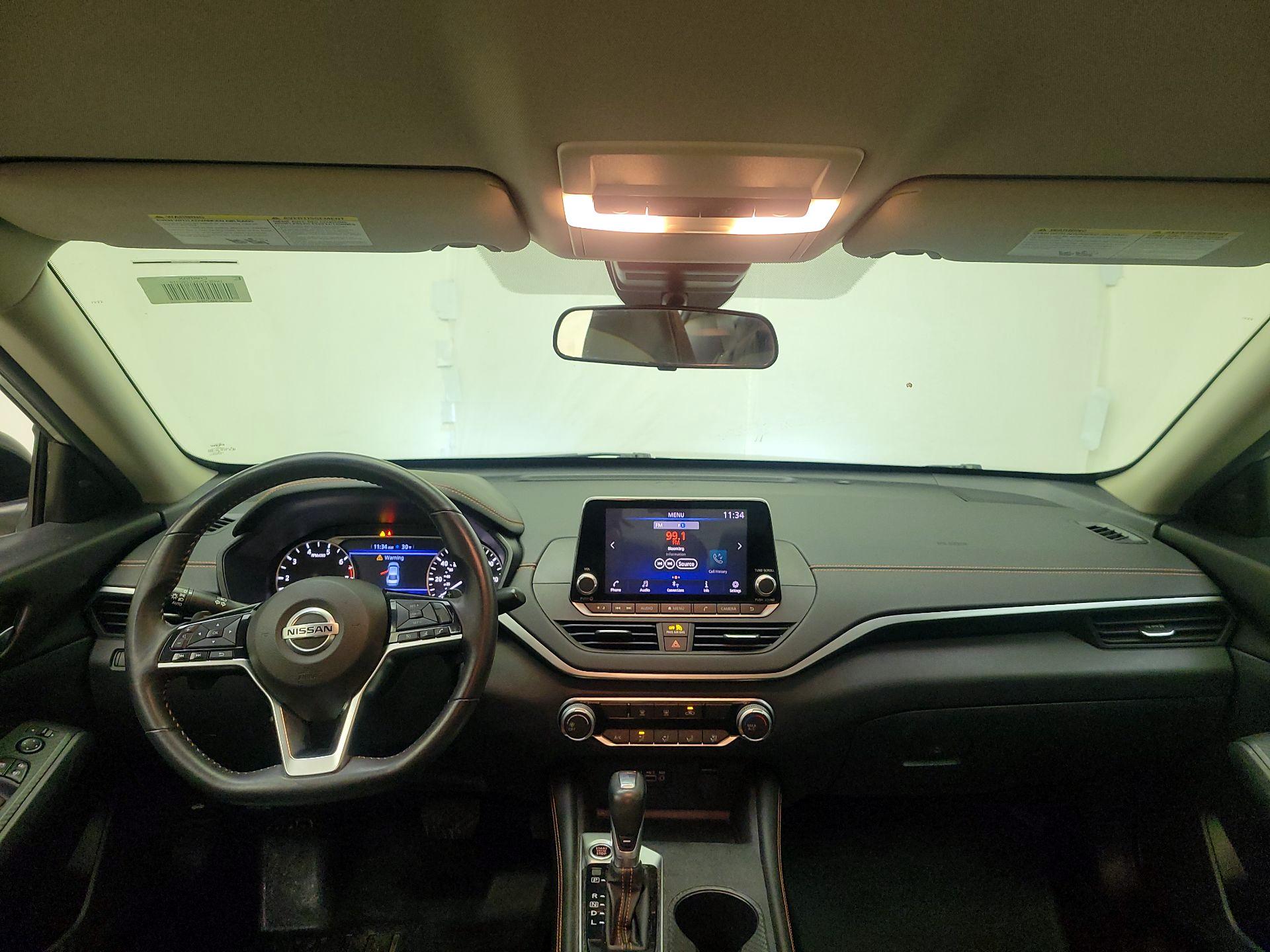 Thumbnail: 2020 Nissan Altima - 9