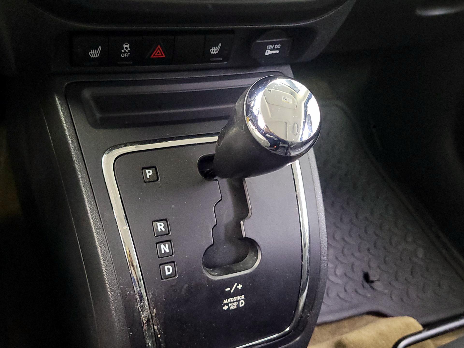 Thumbnail: 2016 Jeep Patriot - 13