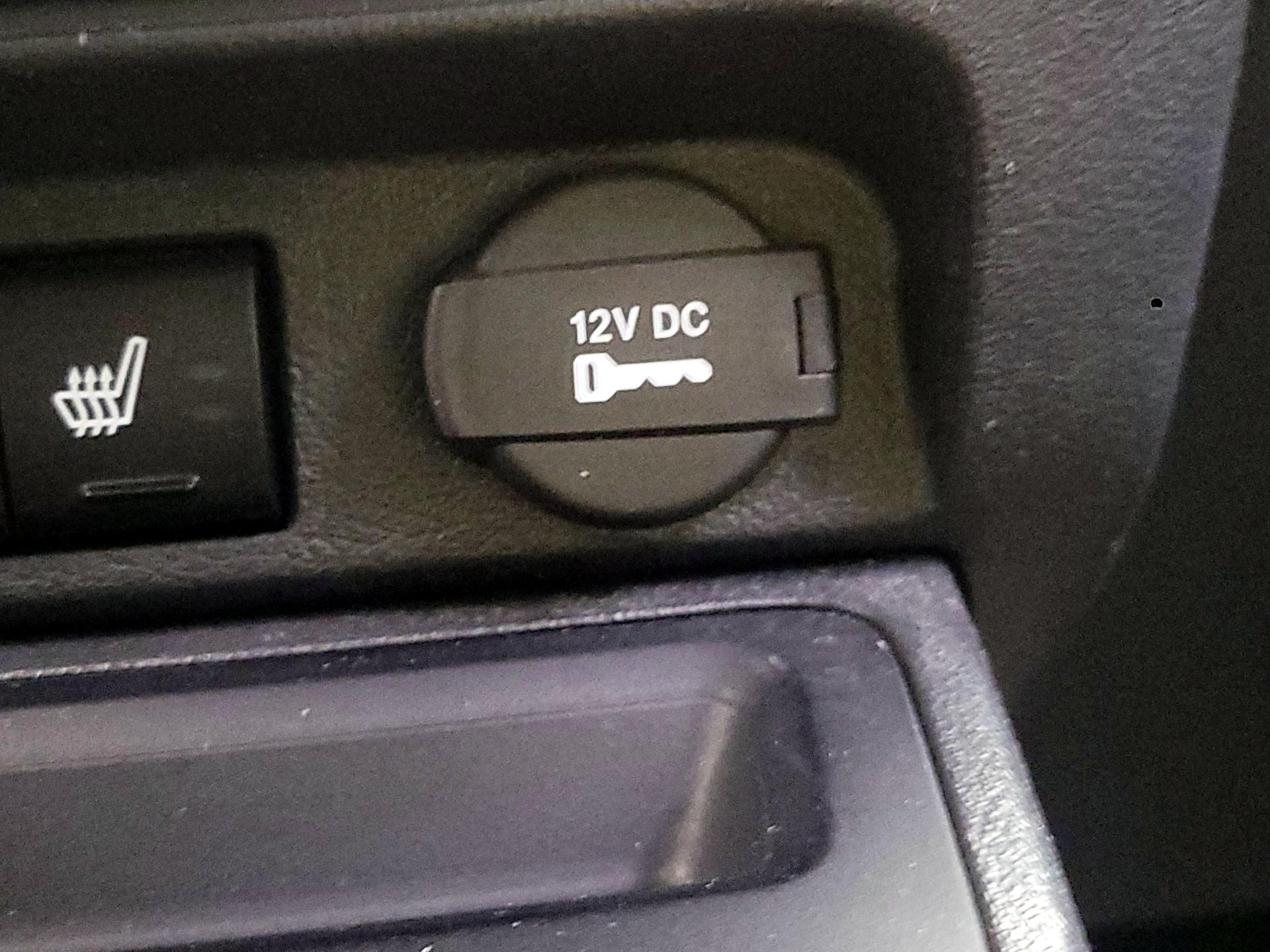 Thumbnail: 2016 Jeep Patriot - 14