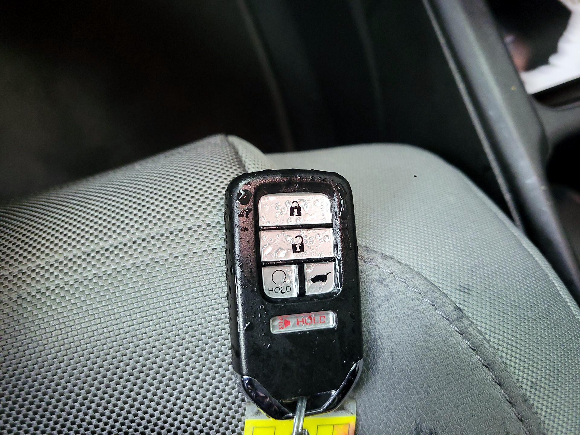 Thumbnail: 2021 Honda CR-V - 20