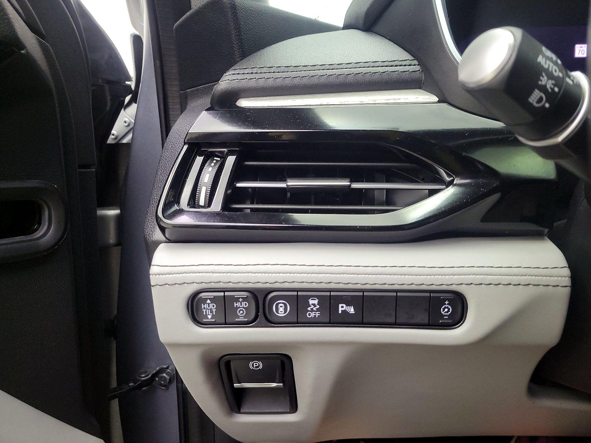 Thumbnail: 2022 Acura MDX - 13