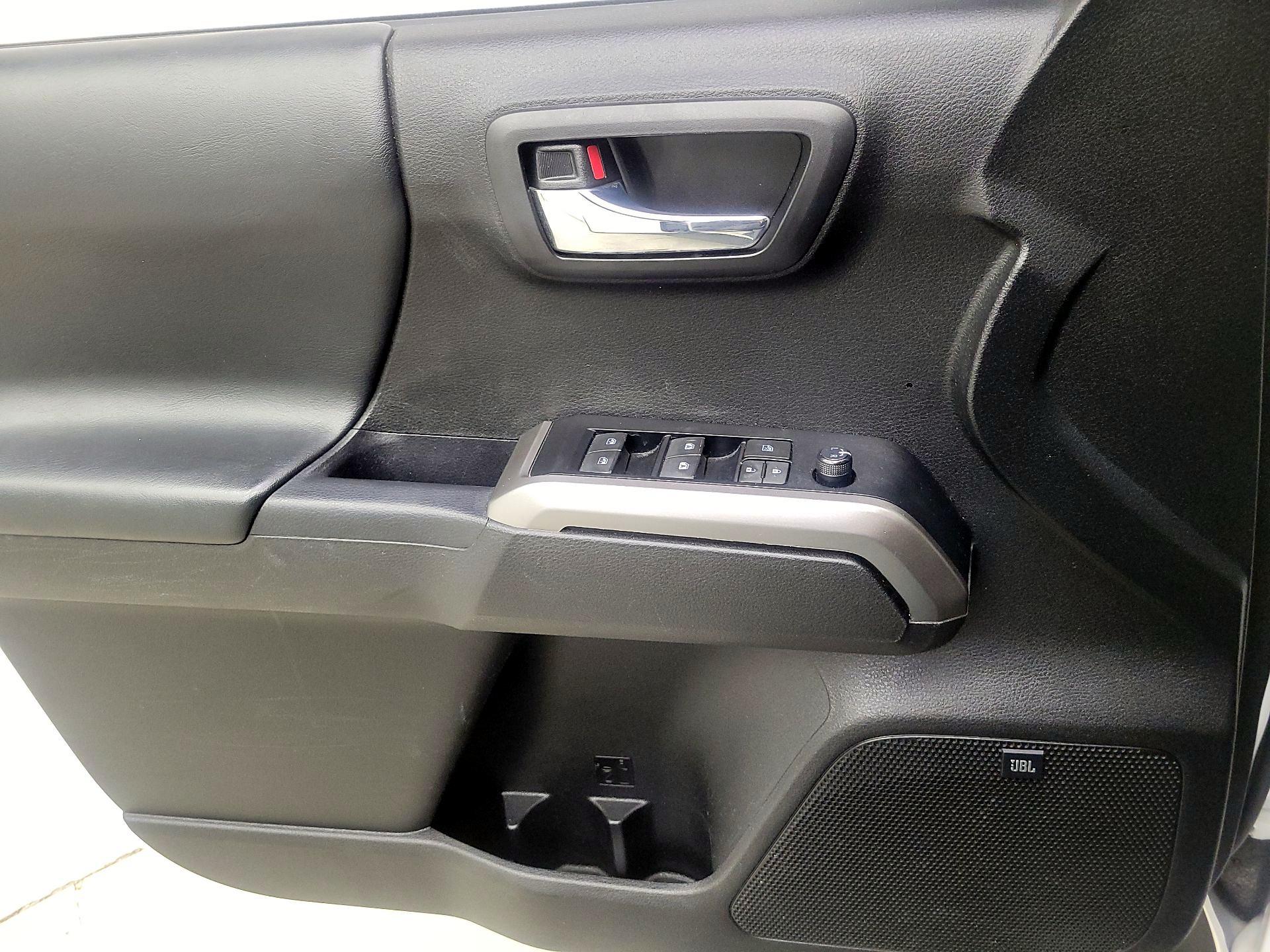 Thumbnail: 2023 Toyota Tacoma - 12