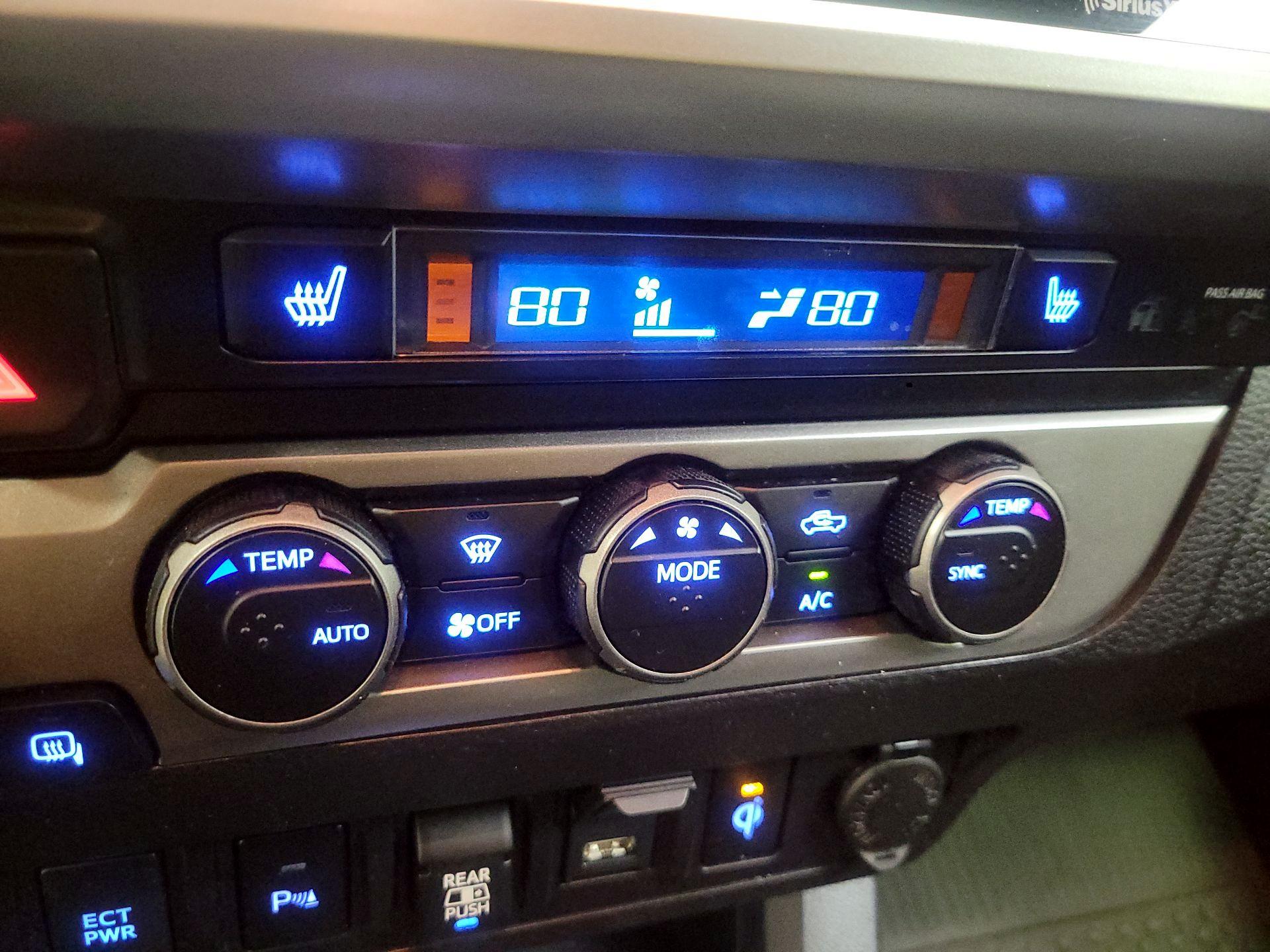 Thumbnail: 2023 Toyota Tacoma - 17