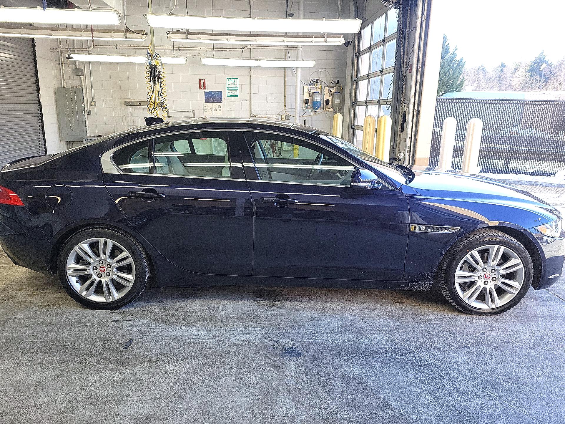 Thumbnail: 2019 Jaguar XE - 4