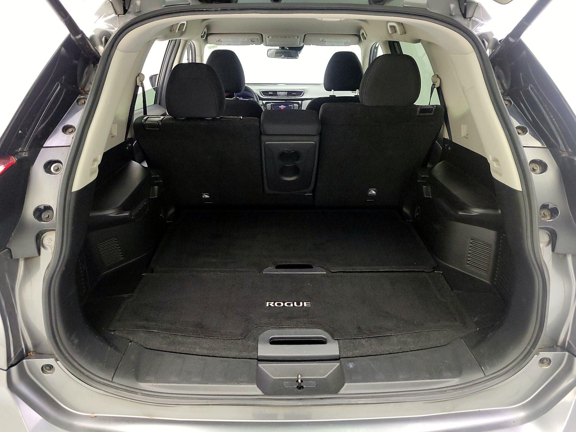 Thumbnail: 2019 Nissan Rogue - 20