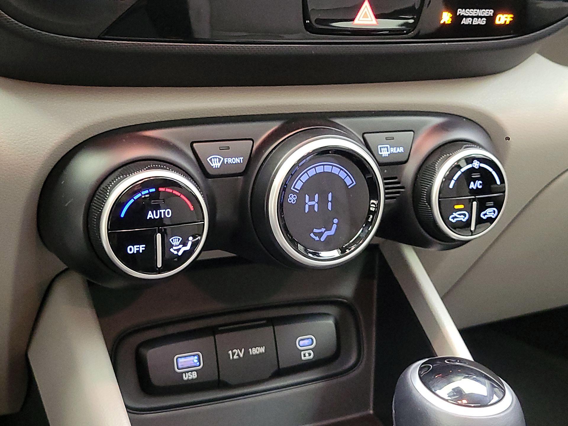 Thumbnail: 2024 Hyundai Venue - 14