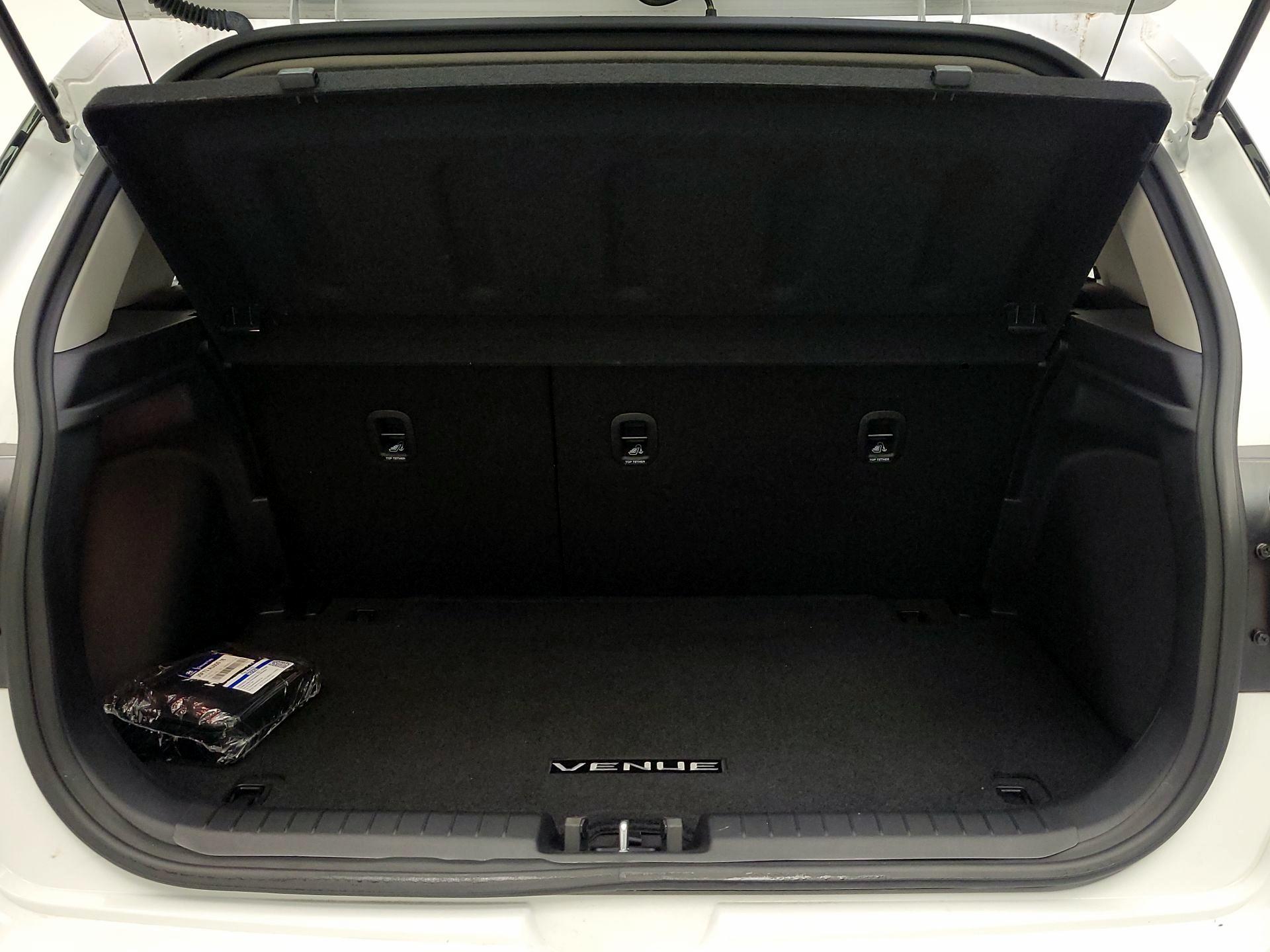 Thumbnail: 2024 Hyundai Venue - 19