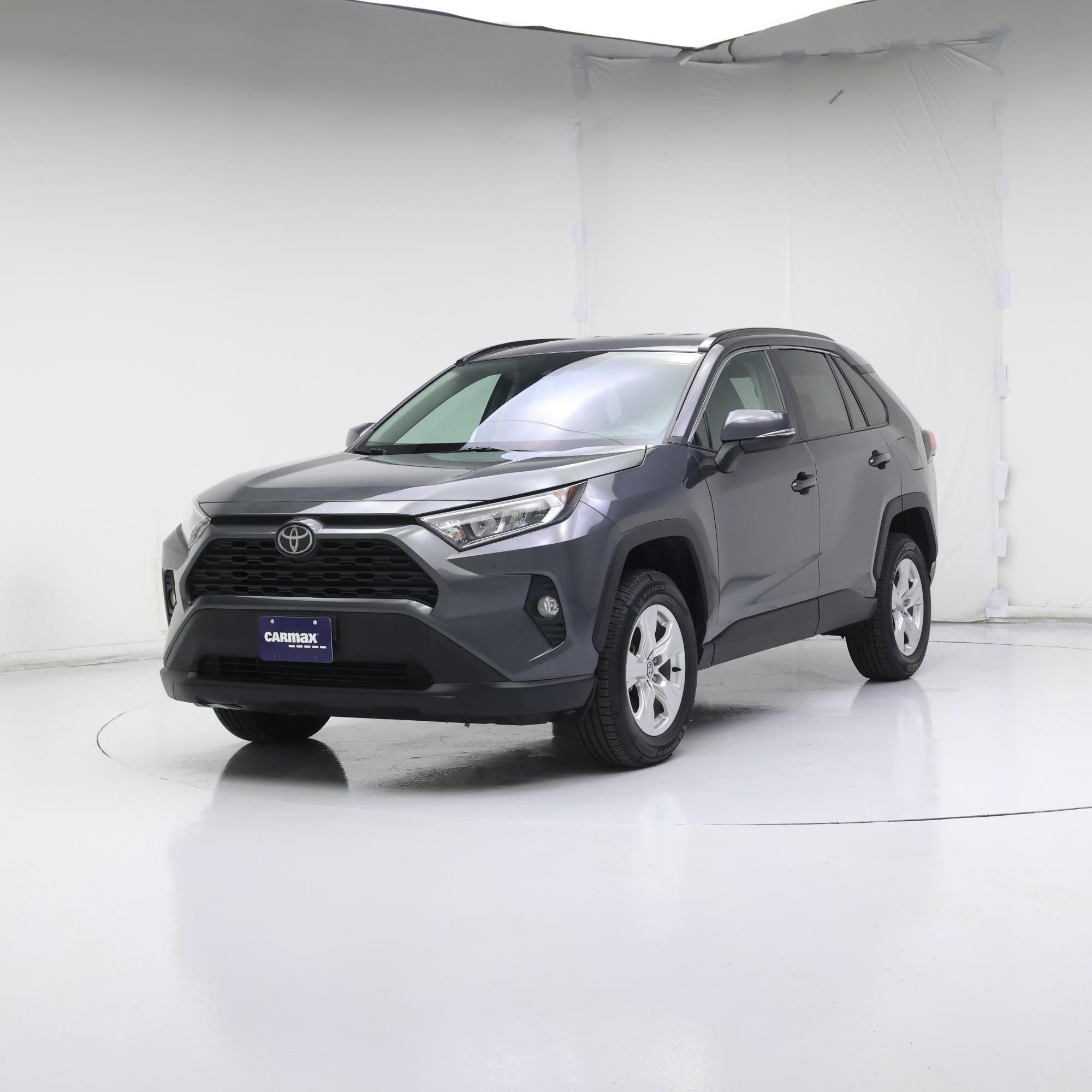 Thumbnail: 2020 Toyota RAV4 - 4