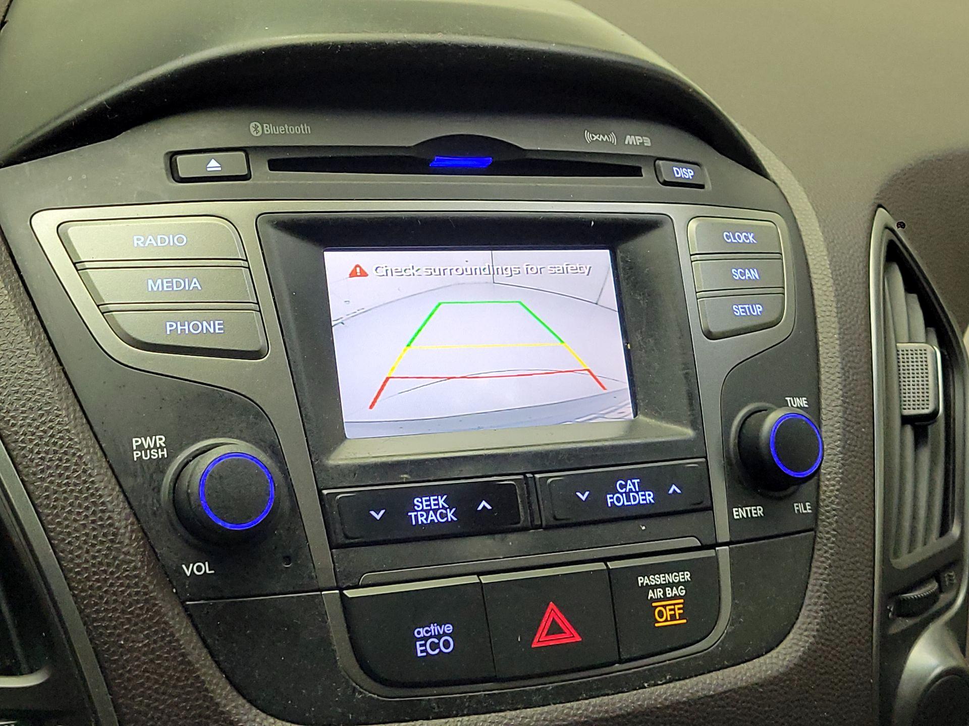 Thumbnail: 2014 Hyundai Tucson - 12