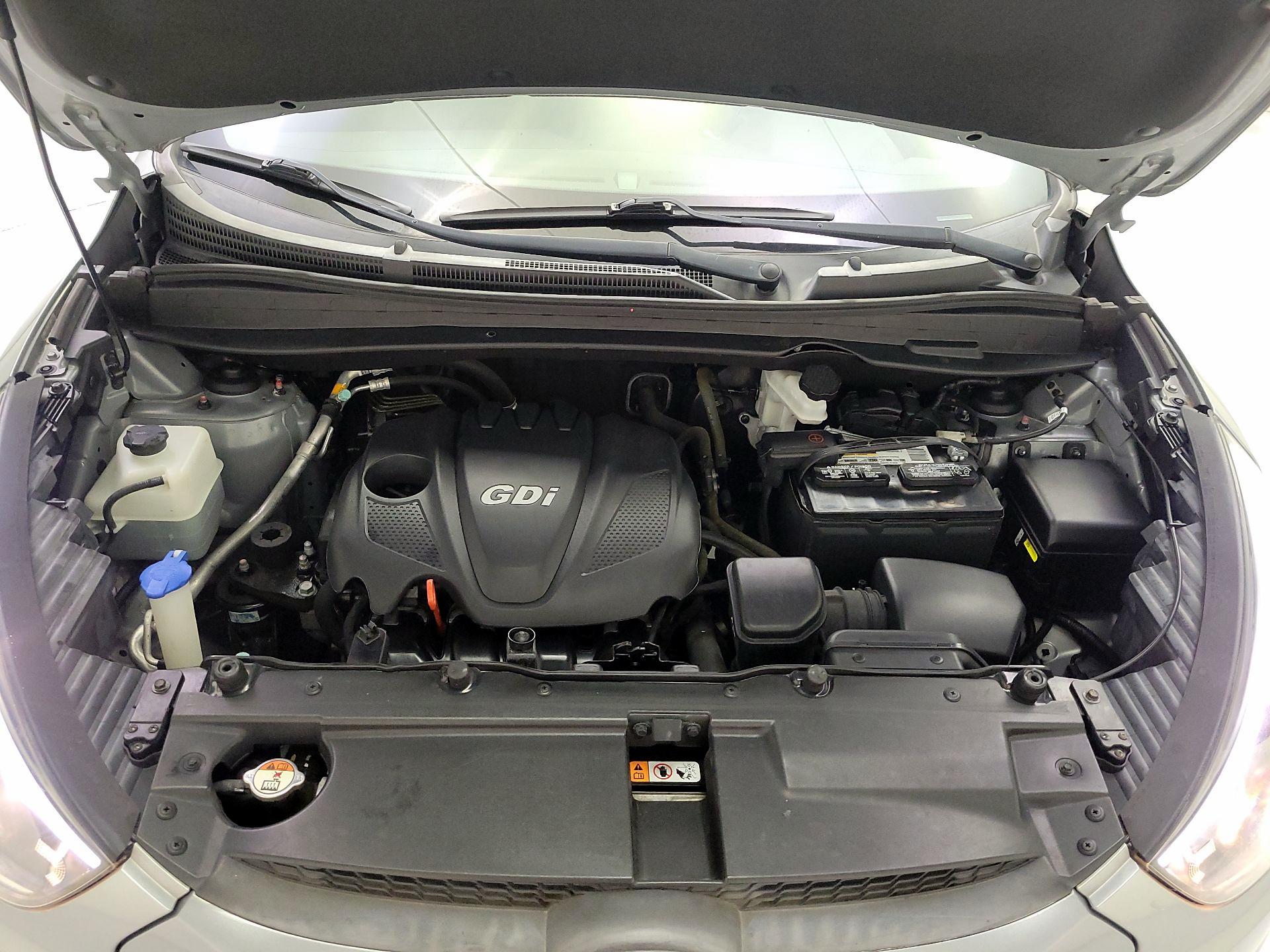 Thumbnail: 2014 Hyundai Tucson - 19