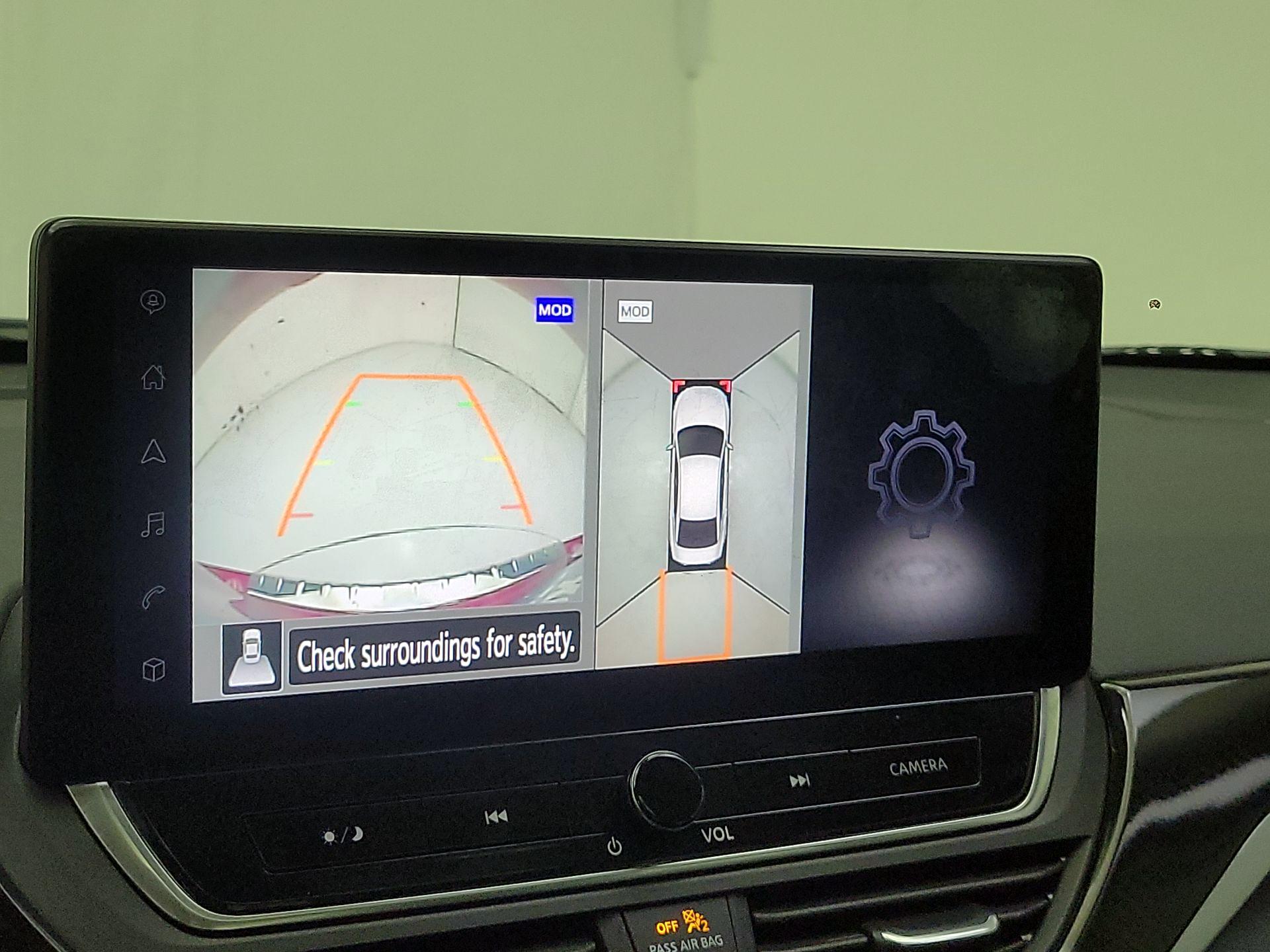 Thumbnail: 2023 Nissan Altima - 15