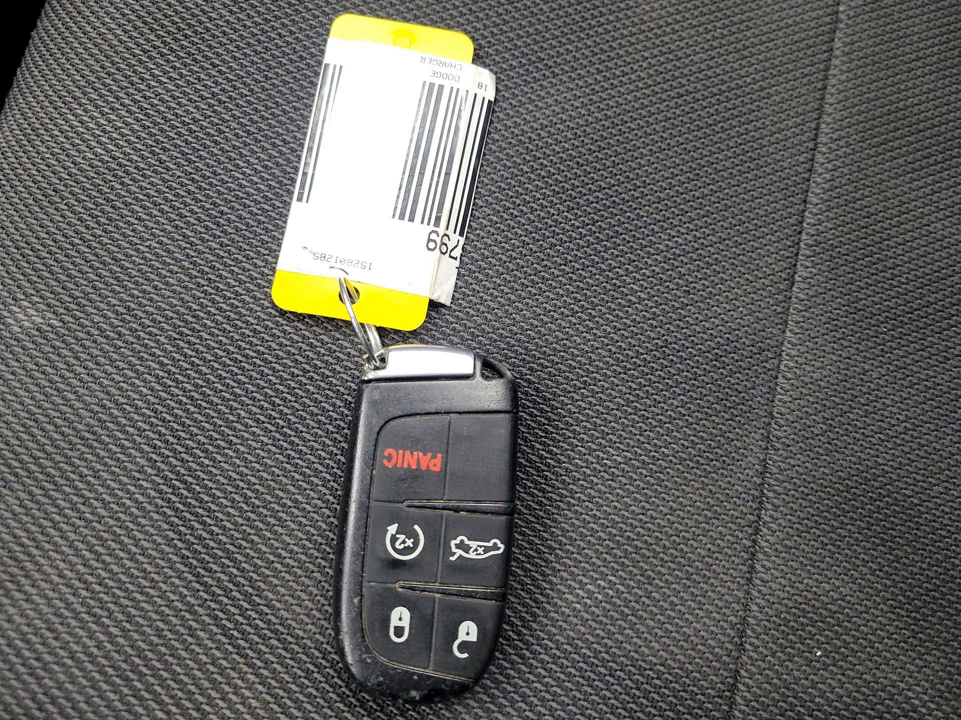 Thumbnail: 2018 Dodge Charger - 20