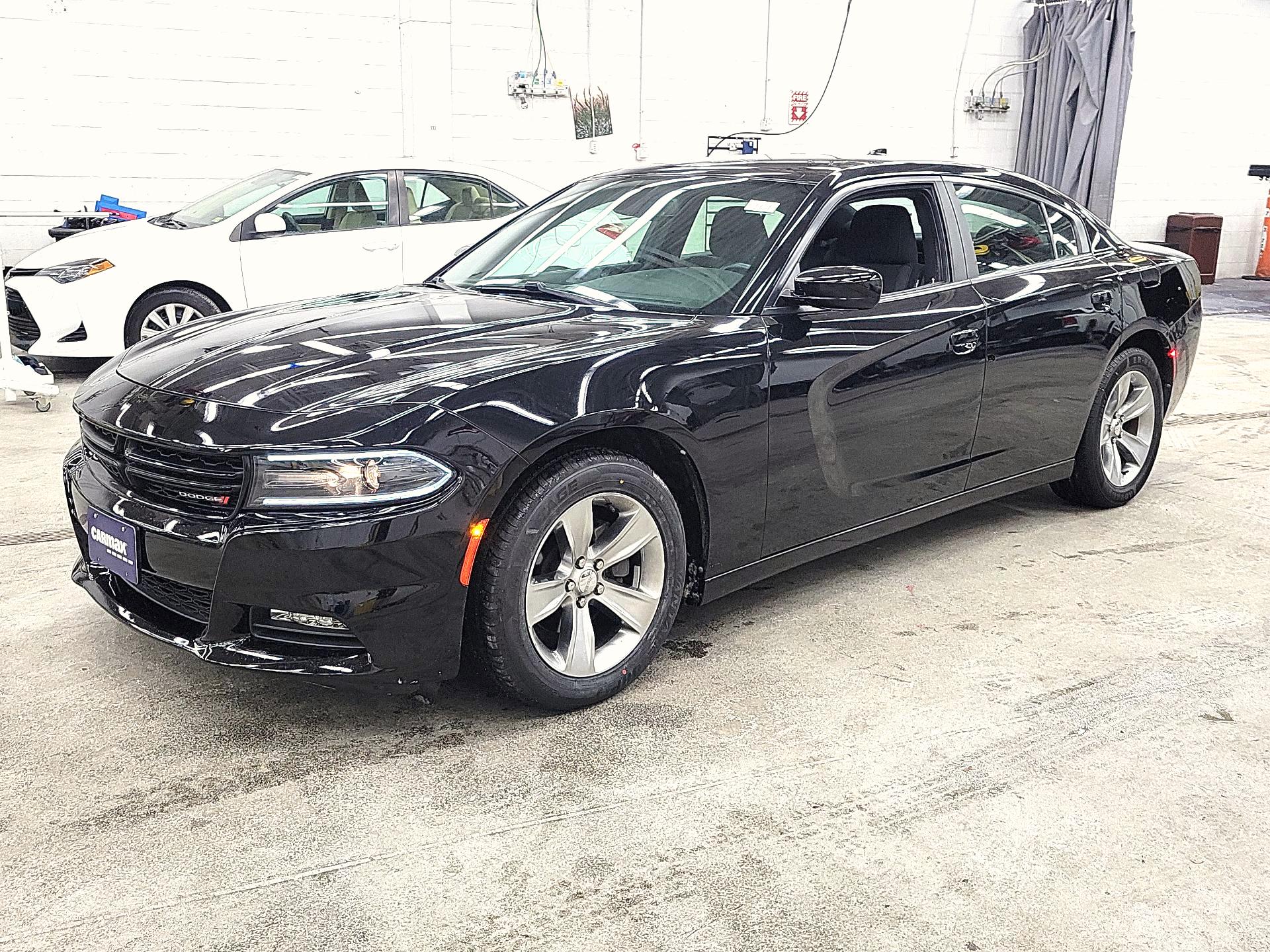 Thumbnail: 2018 Dodge Charger - 3