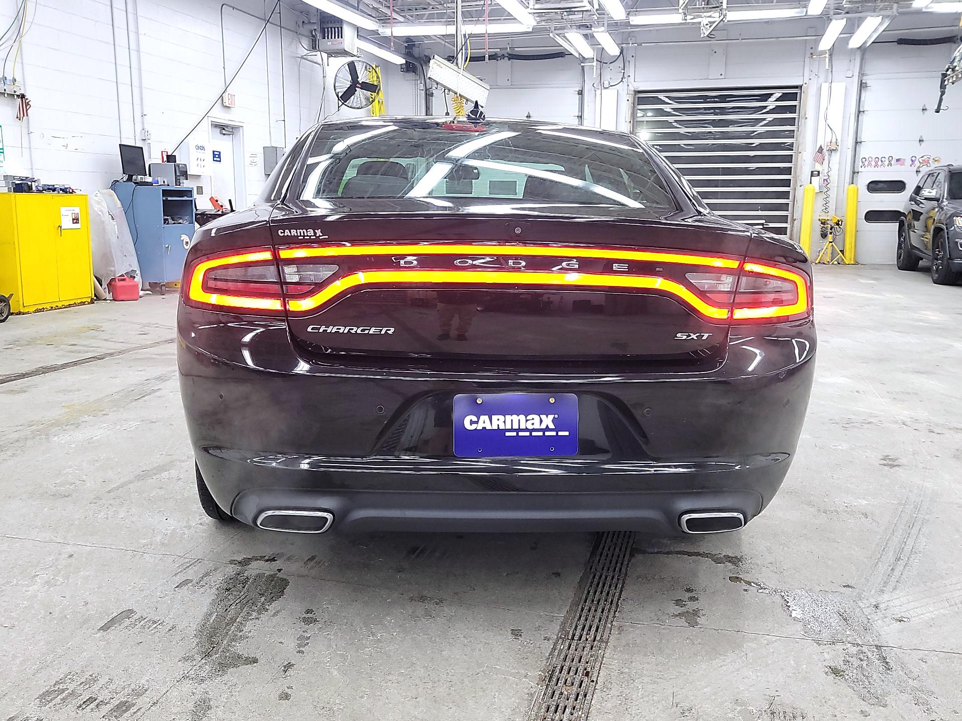 Thumbnail: 2018 Dodge Charger - 6