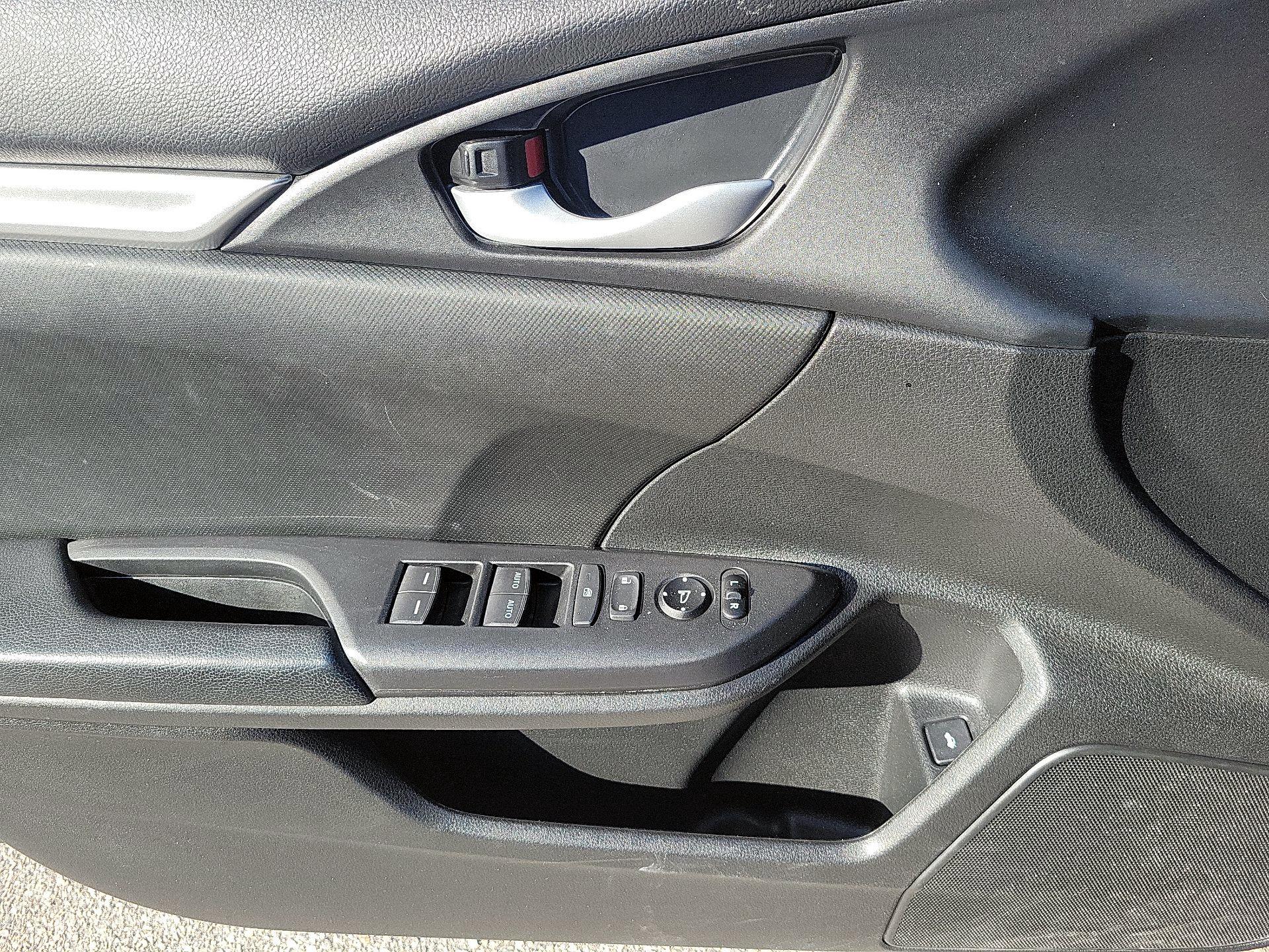 Thumbnail: 2021 Honda Civic - 10