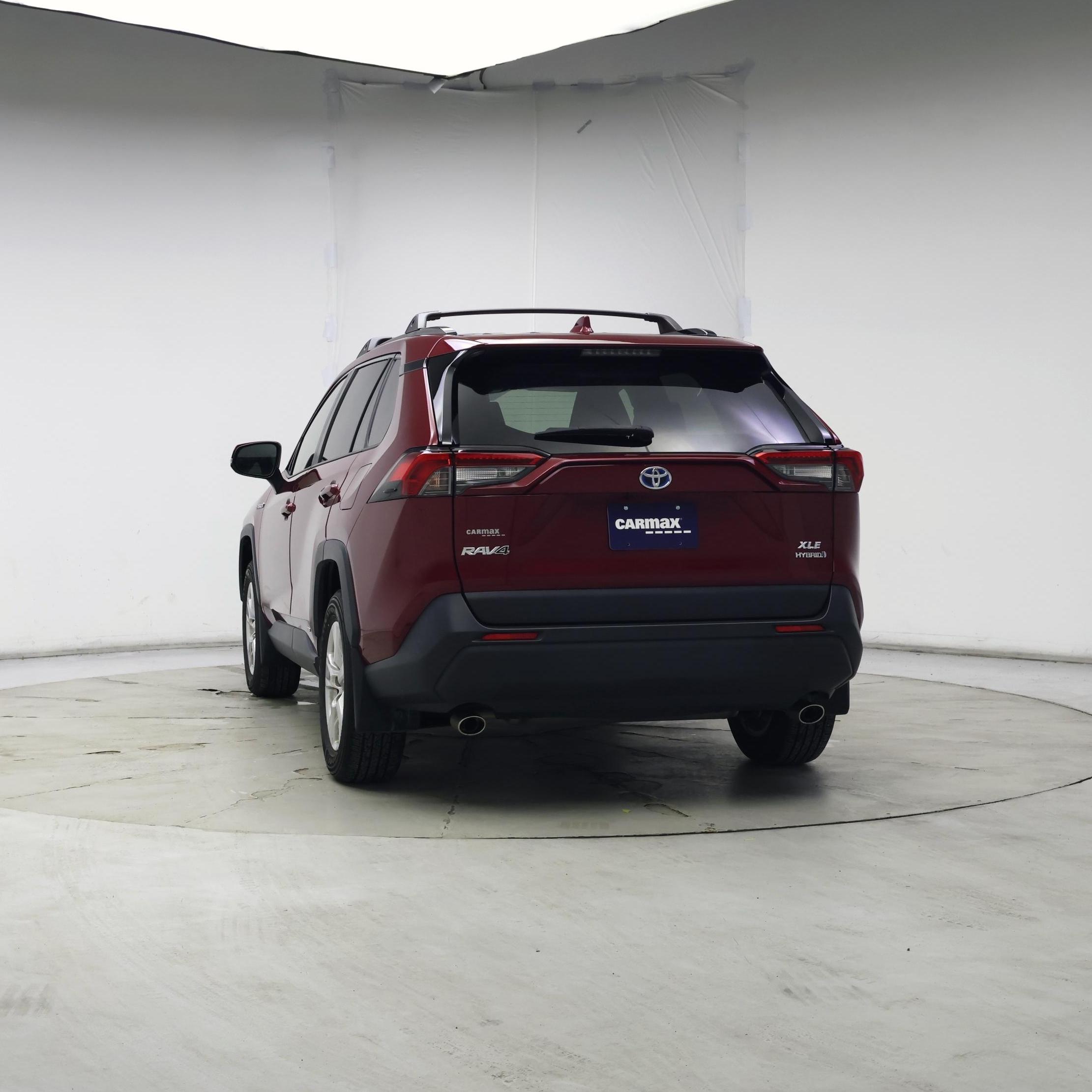 Thumbnail: 2021 Toyota RAV4 - 6