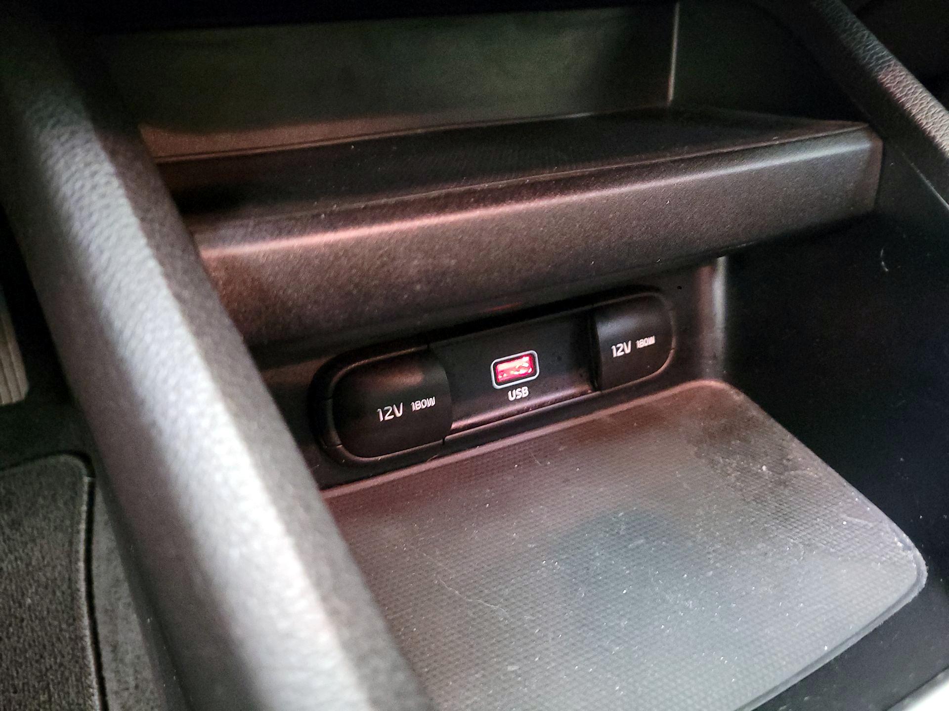 Thumbnail: 2022 Kia Forte - 18