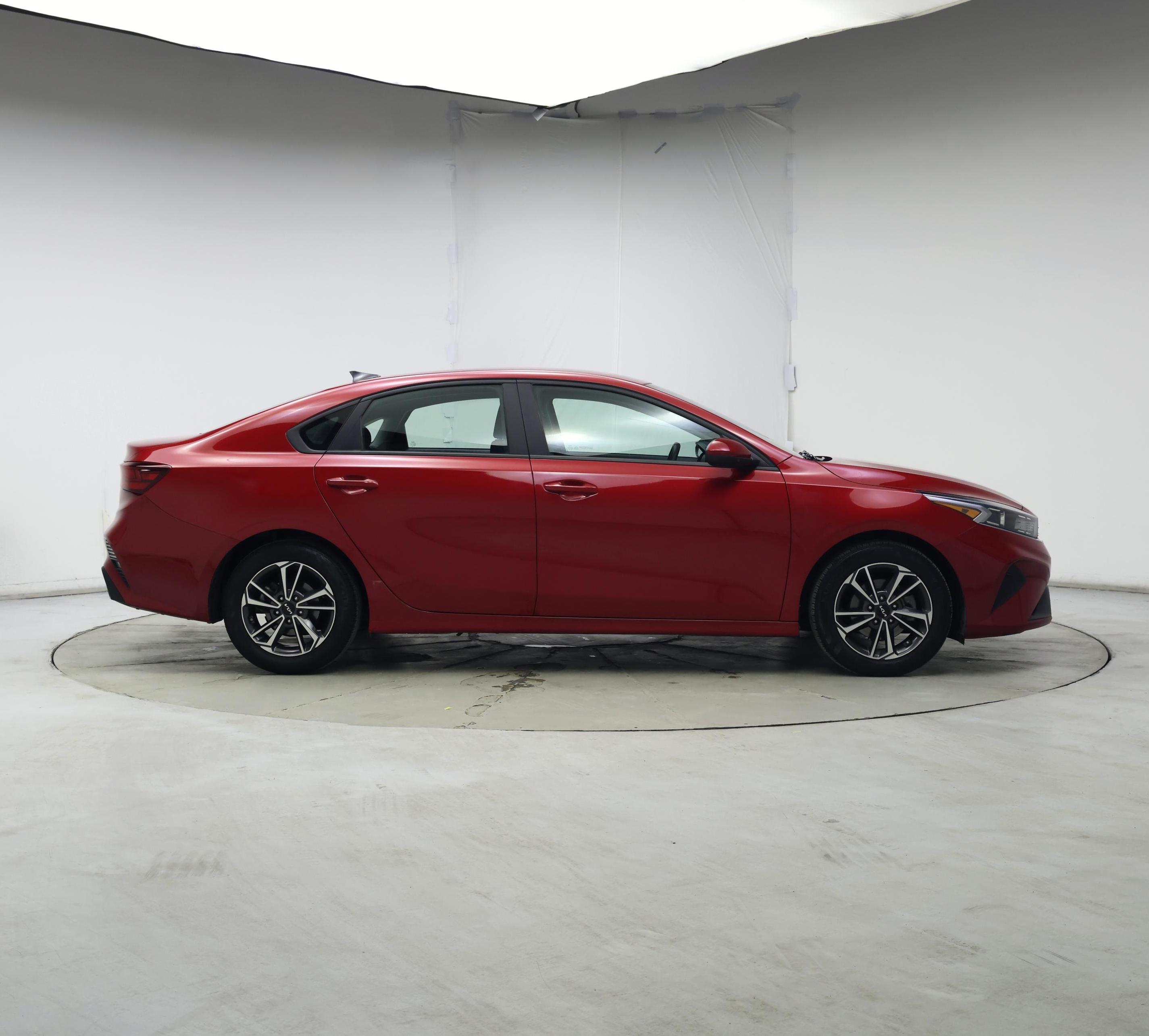 Thumbnail: 2022 Kia Forte - 7