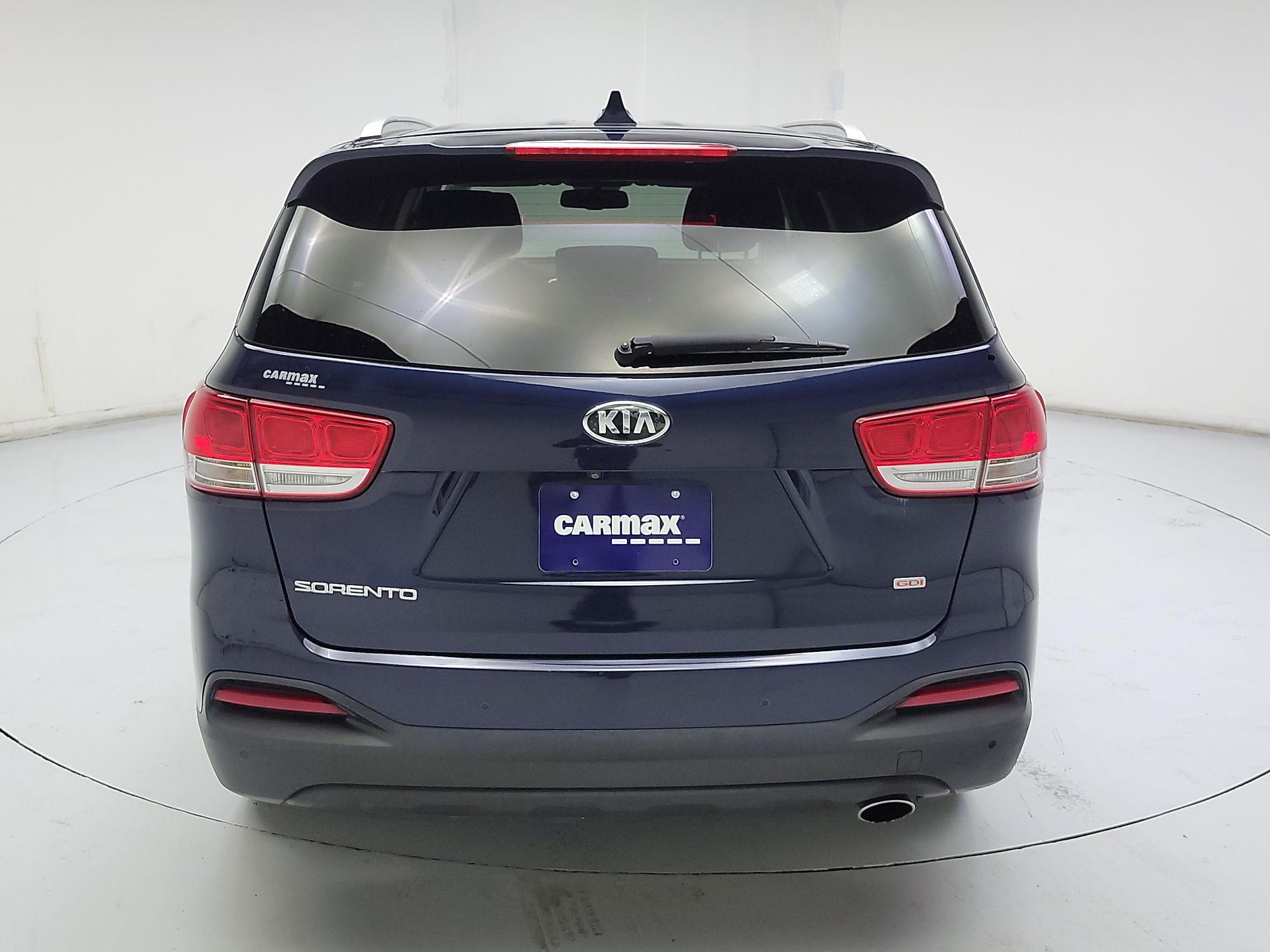 Thumbnail: 2016 Kia Sorento - 6