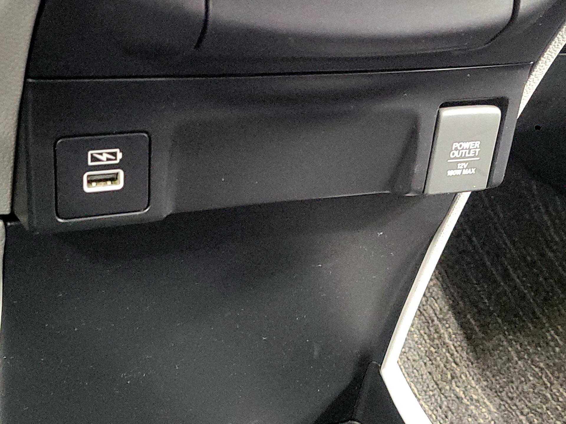 Thumbnail: 2022 Honda Odyssey - 16