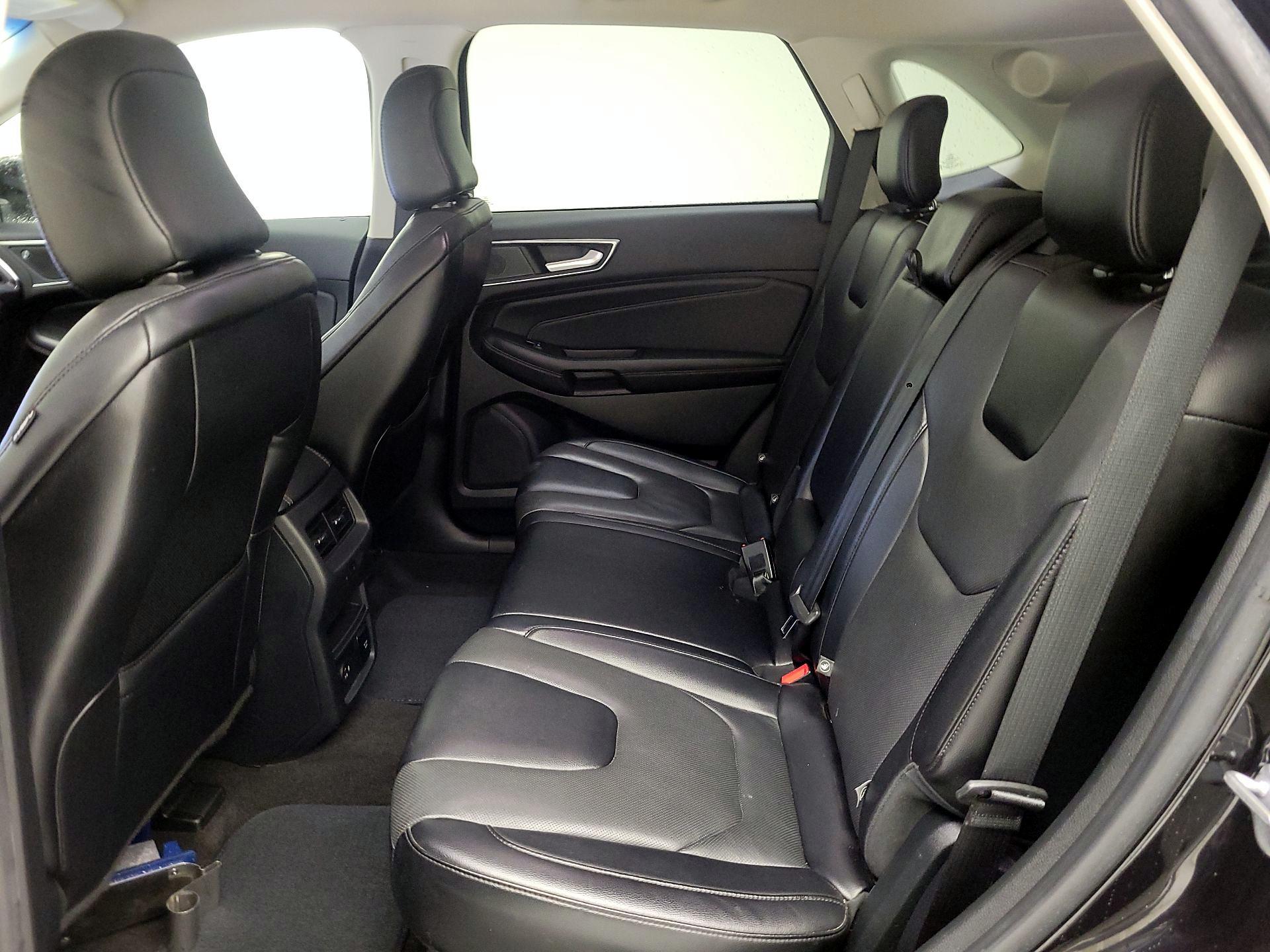 Thumbnail: 2022 Ford Edge - 18