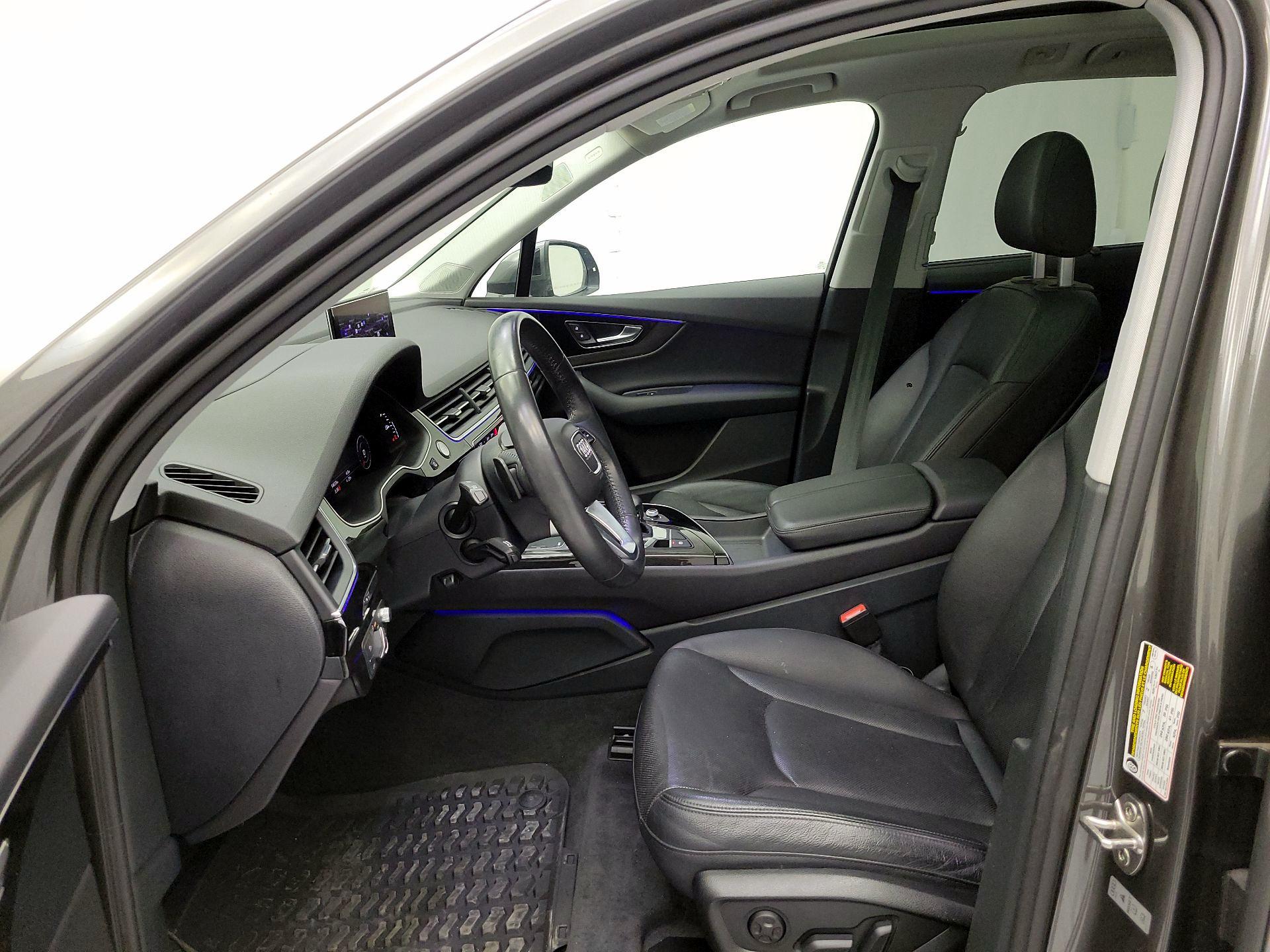 Thumbnail: 2019 Audi Q7 - 9