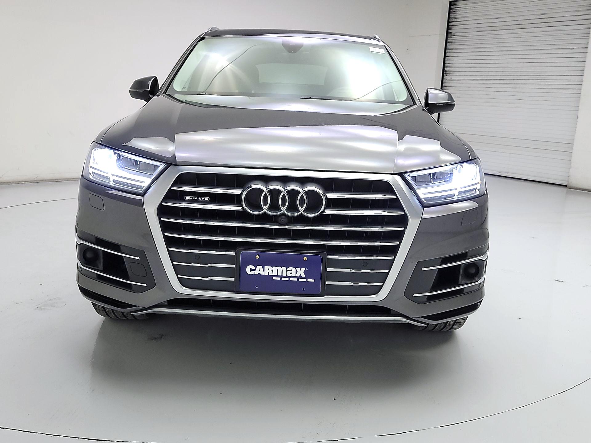 Thumbnail: 2019 Audi Q7 - 3