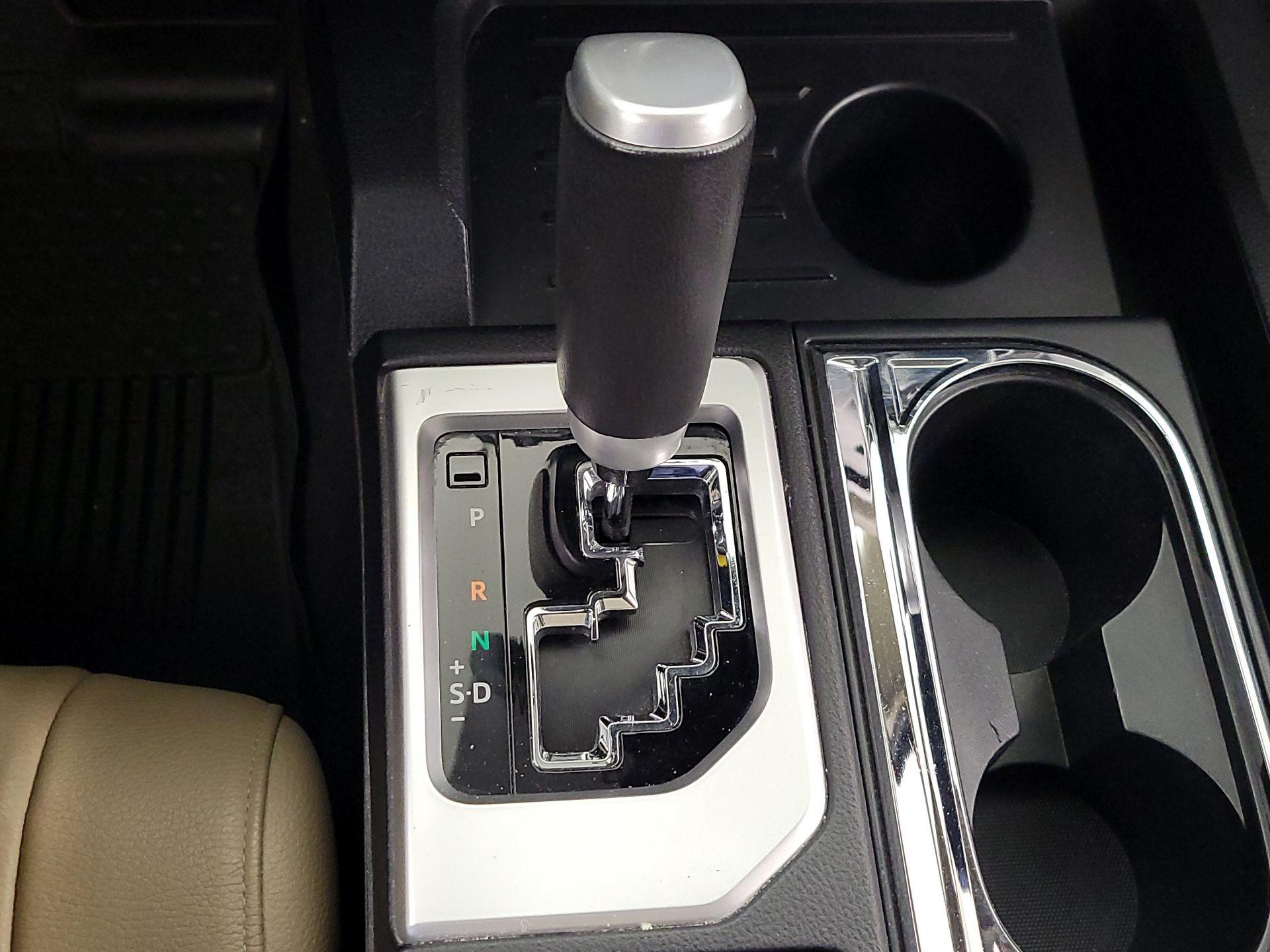 Thumbnail: 2018 Toyota Tundra - 17