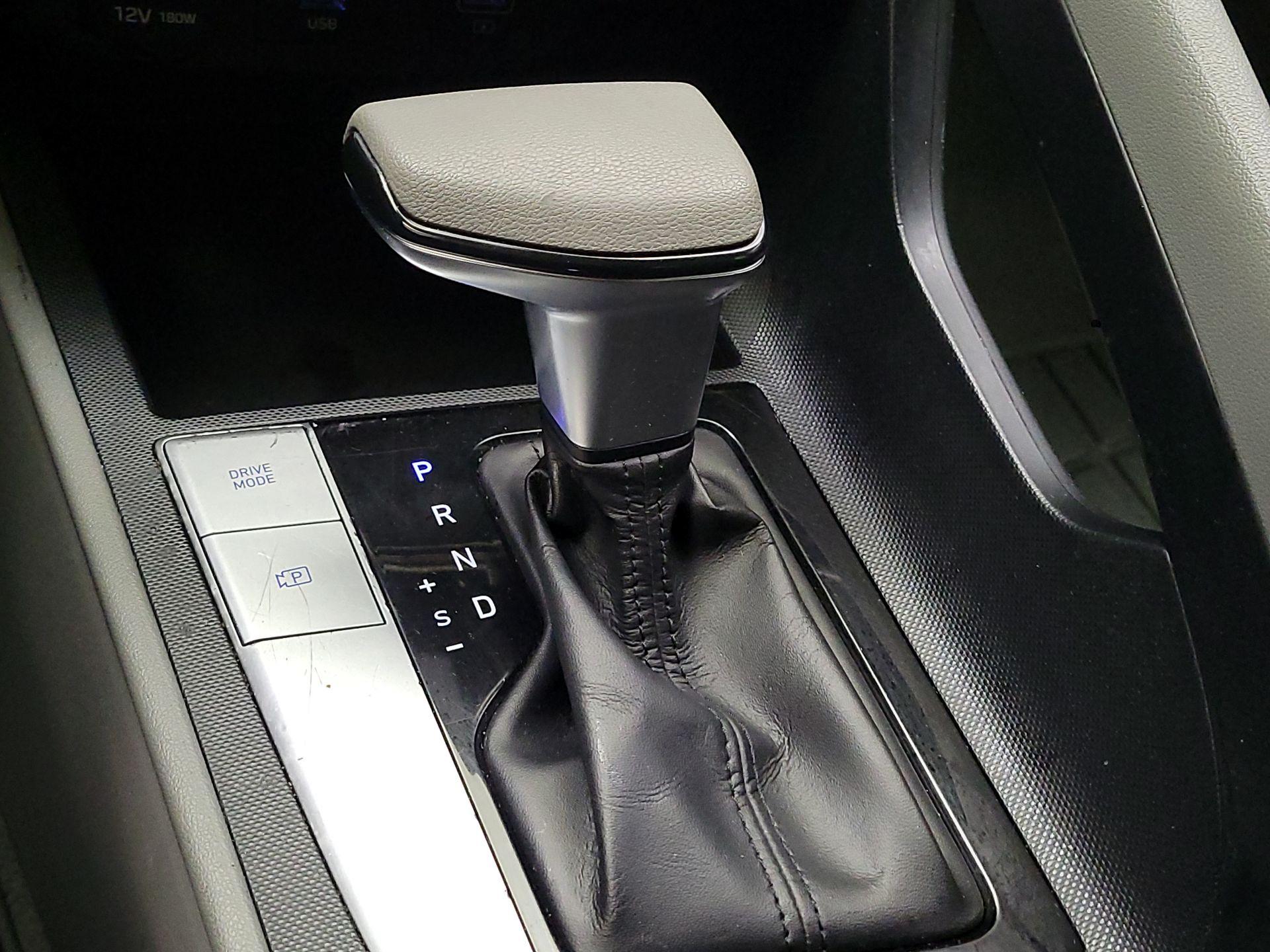 Thumbnail: 2021 Hyundai Elantra - 15