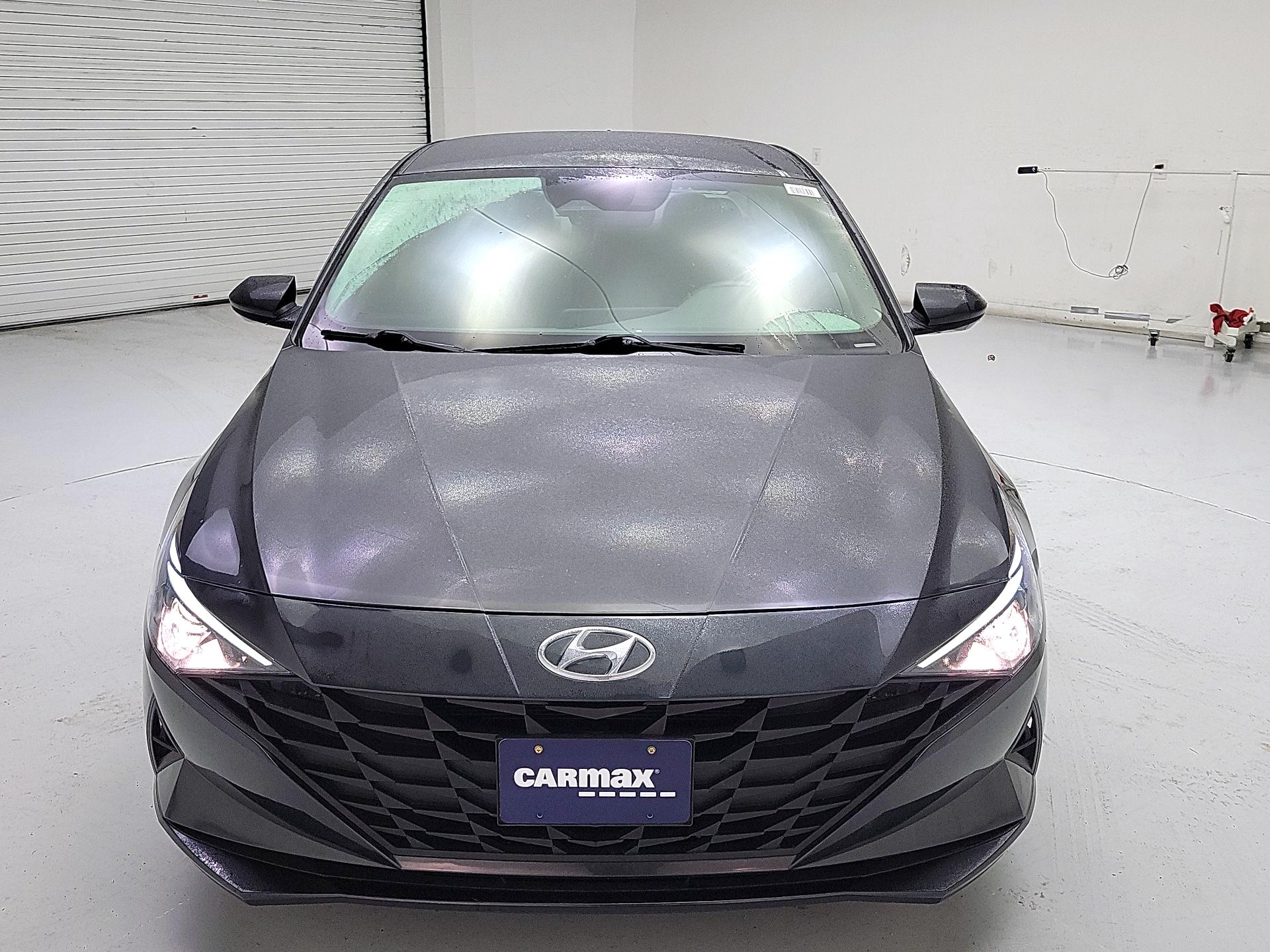 Thumbnail: 2021 Hyundai Elantra - 2