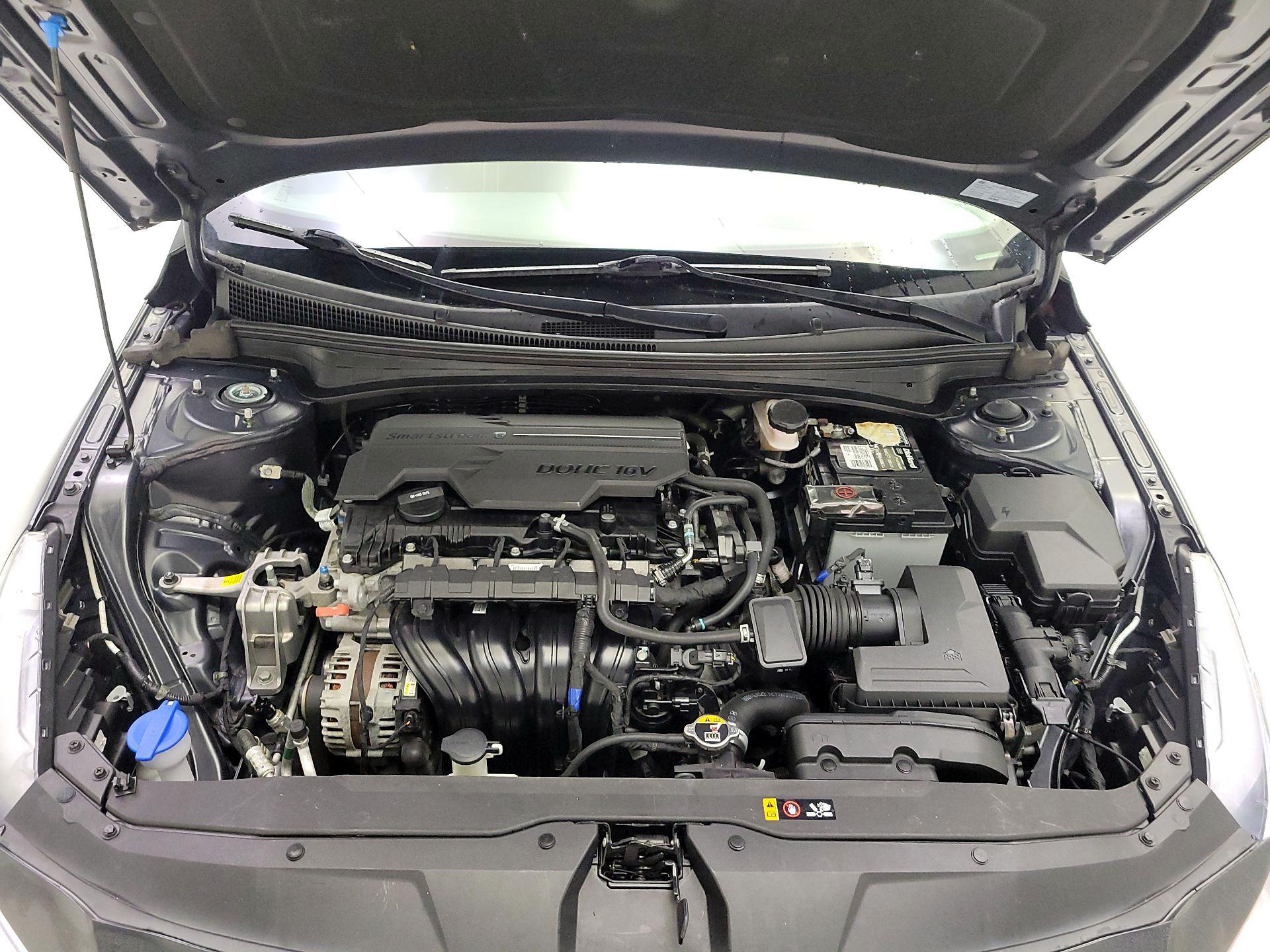 Thumbnail: 2021 Hyundai Elantra - 19