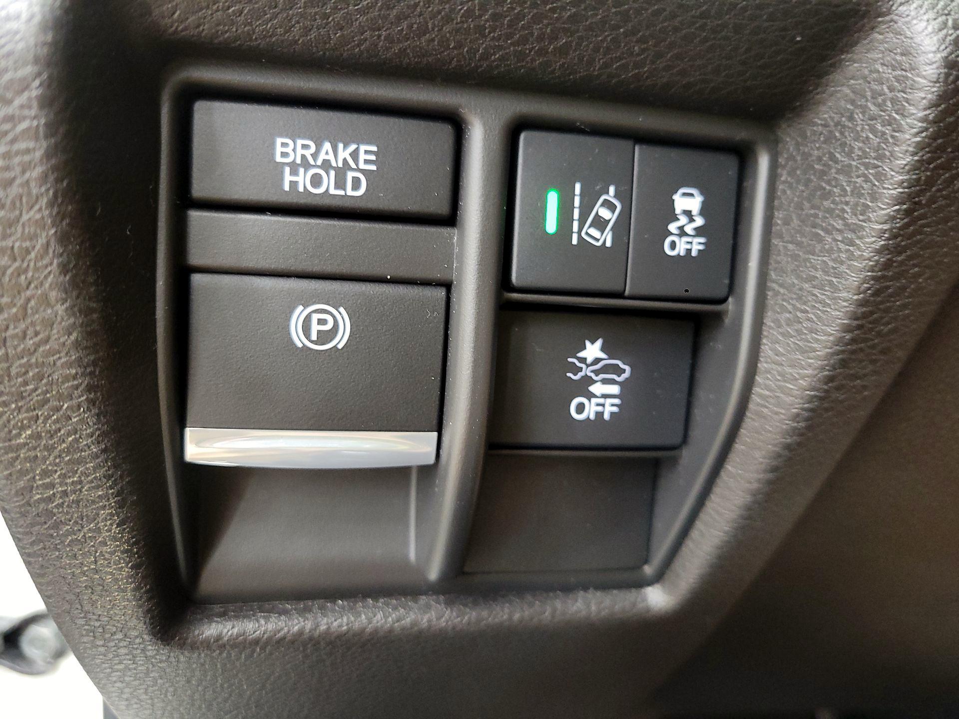 Thumbnail: 2017 Acura MDX - 11