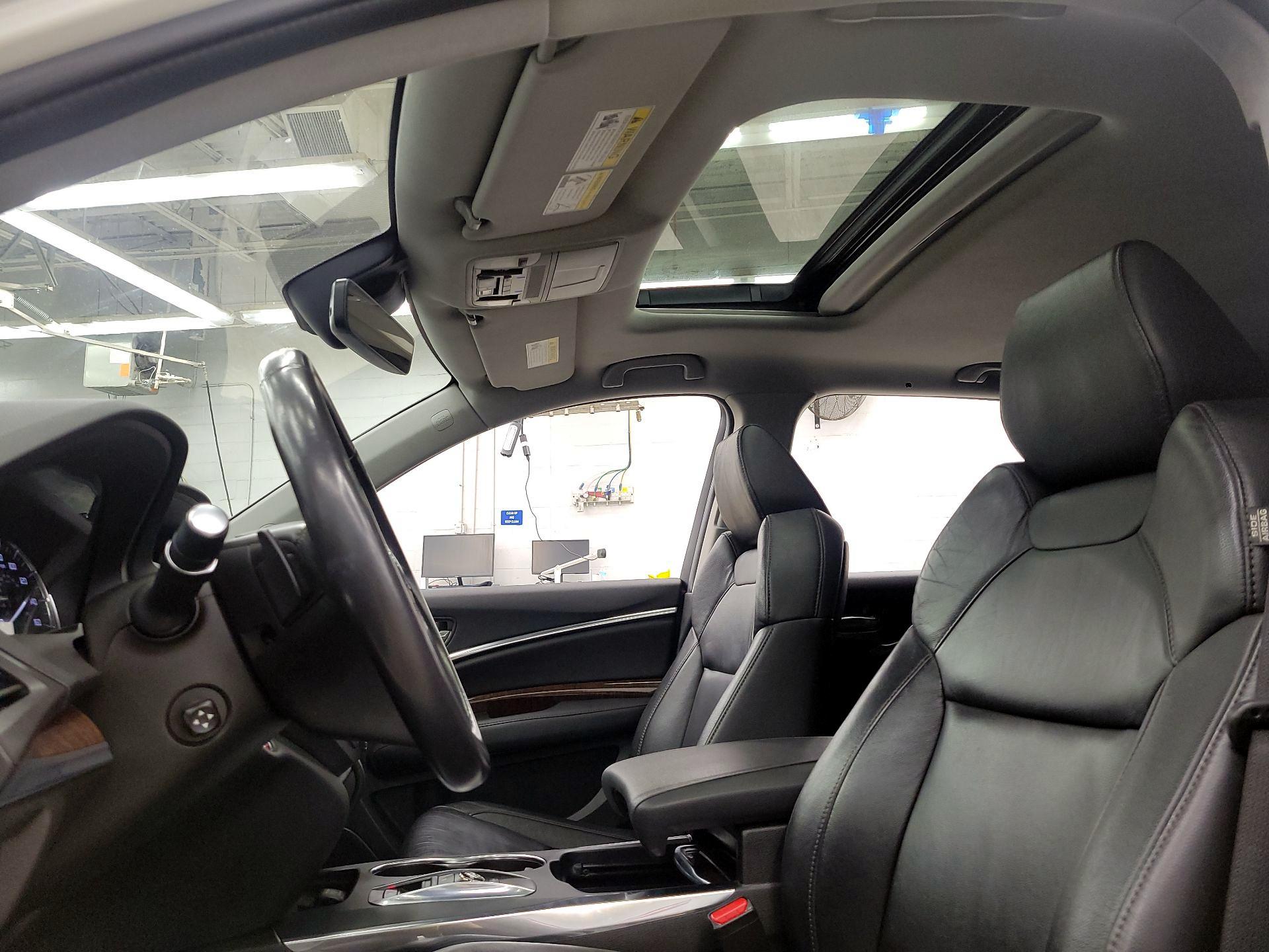 Thumbnail: 2017 Acura MDX - 18