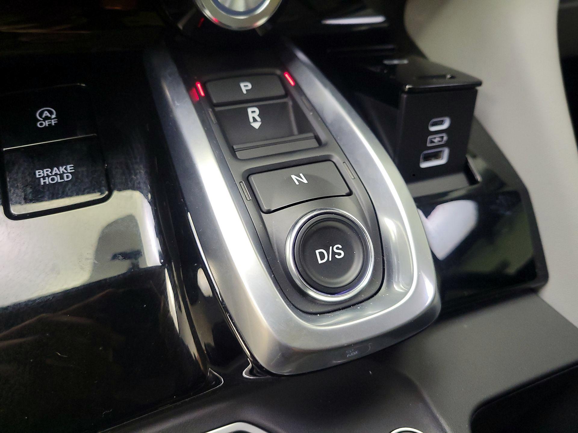 Thumbnail: 2023 Acura MDX - 18