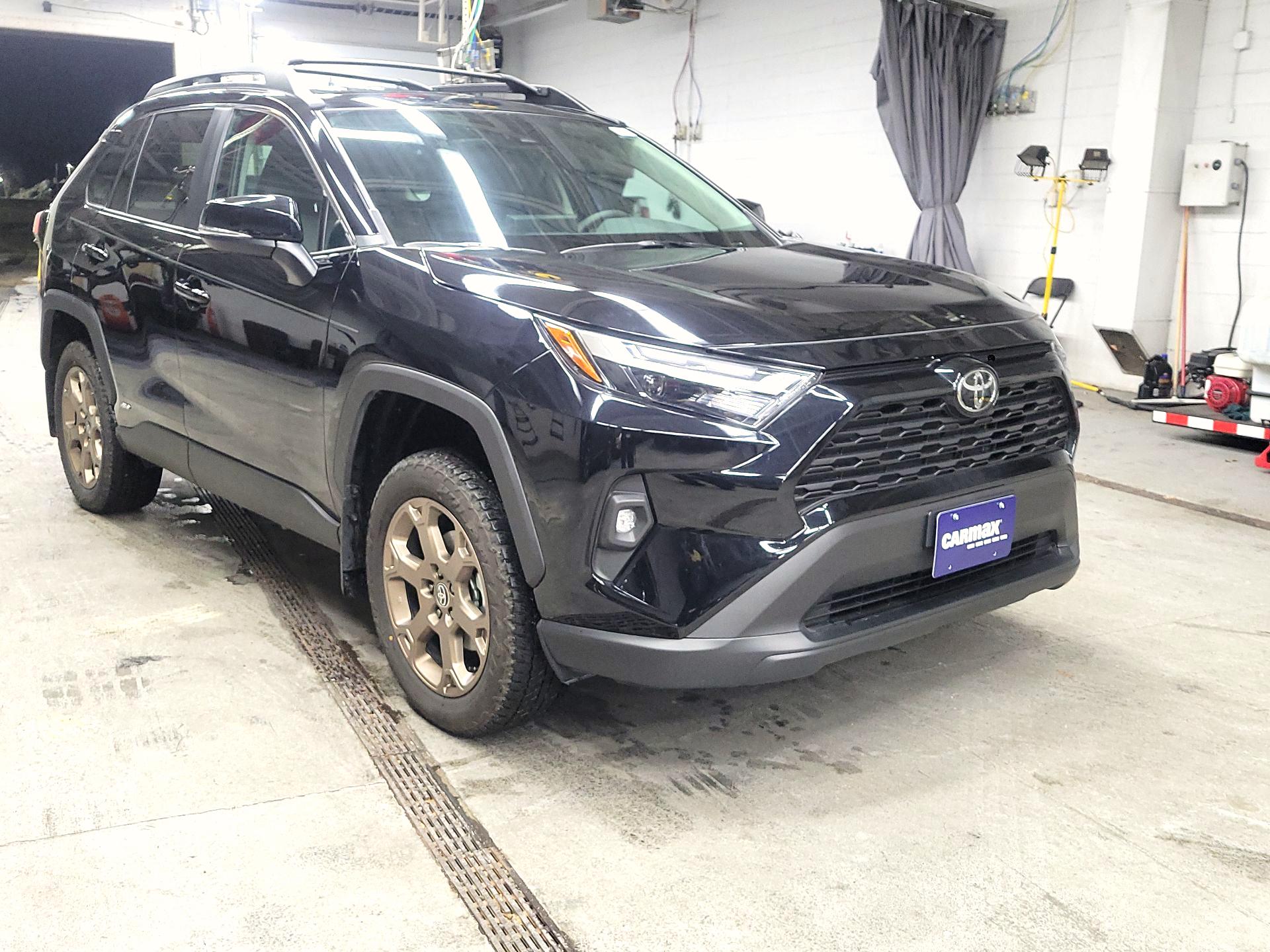 Thumbnail: 2025 Toyota RAV4 - 1