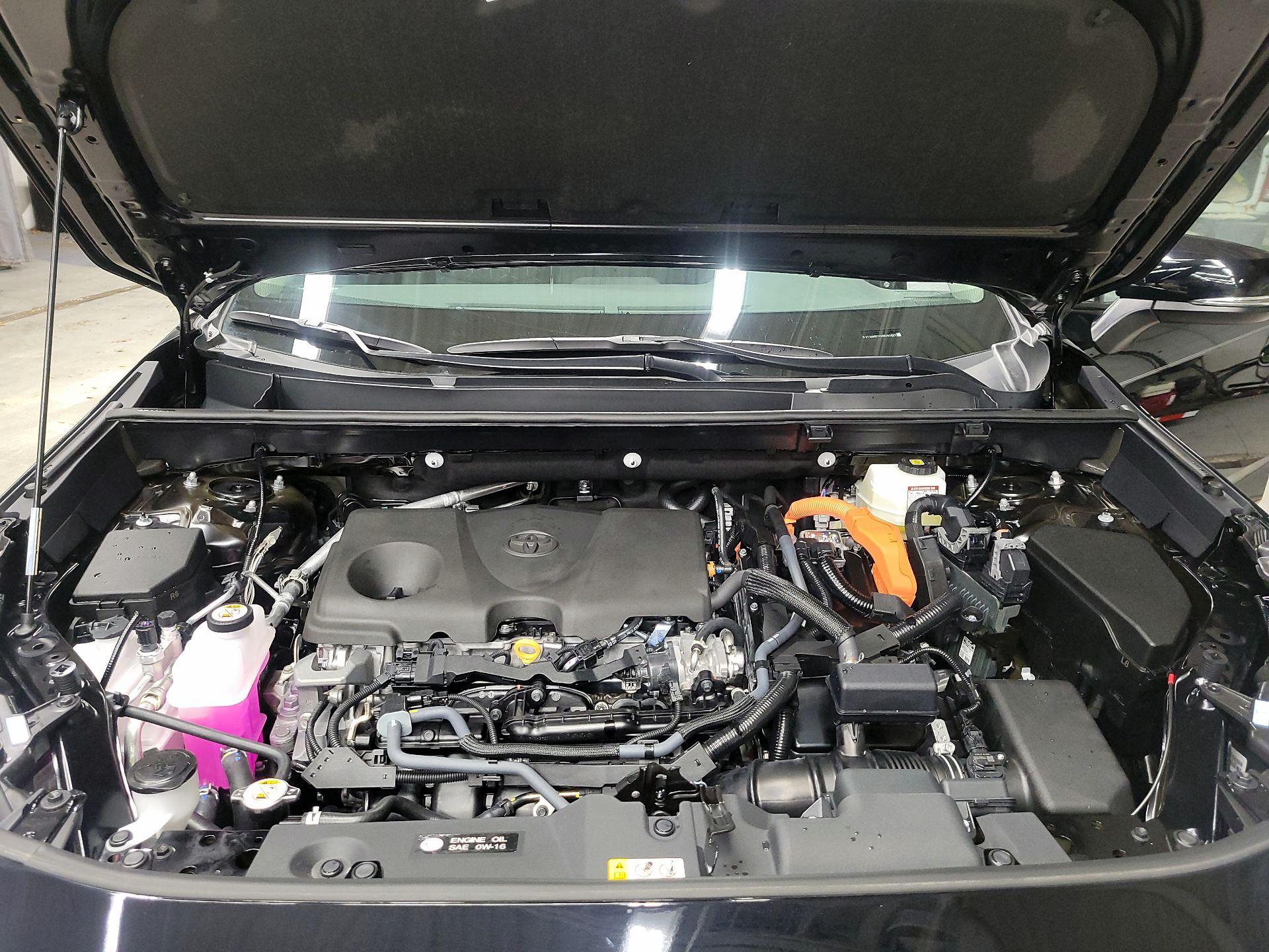 Thumbnail: 2025 Toyota RAV4 - 19